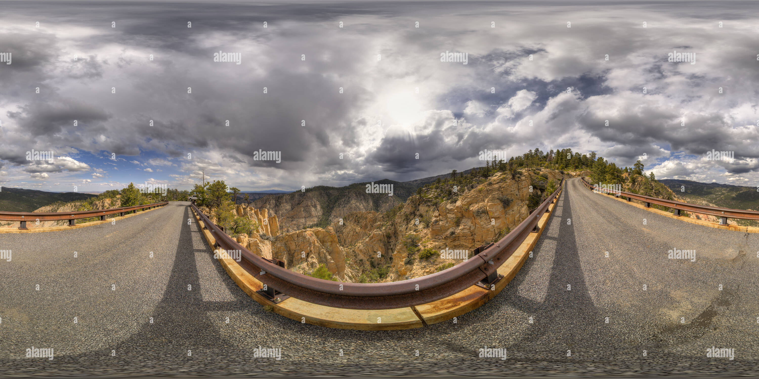 360 Grad Panorama Ansicht von Hell's Backbone Bridge, Hell's Backbone Road, Utah