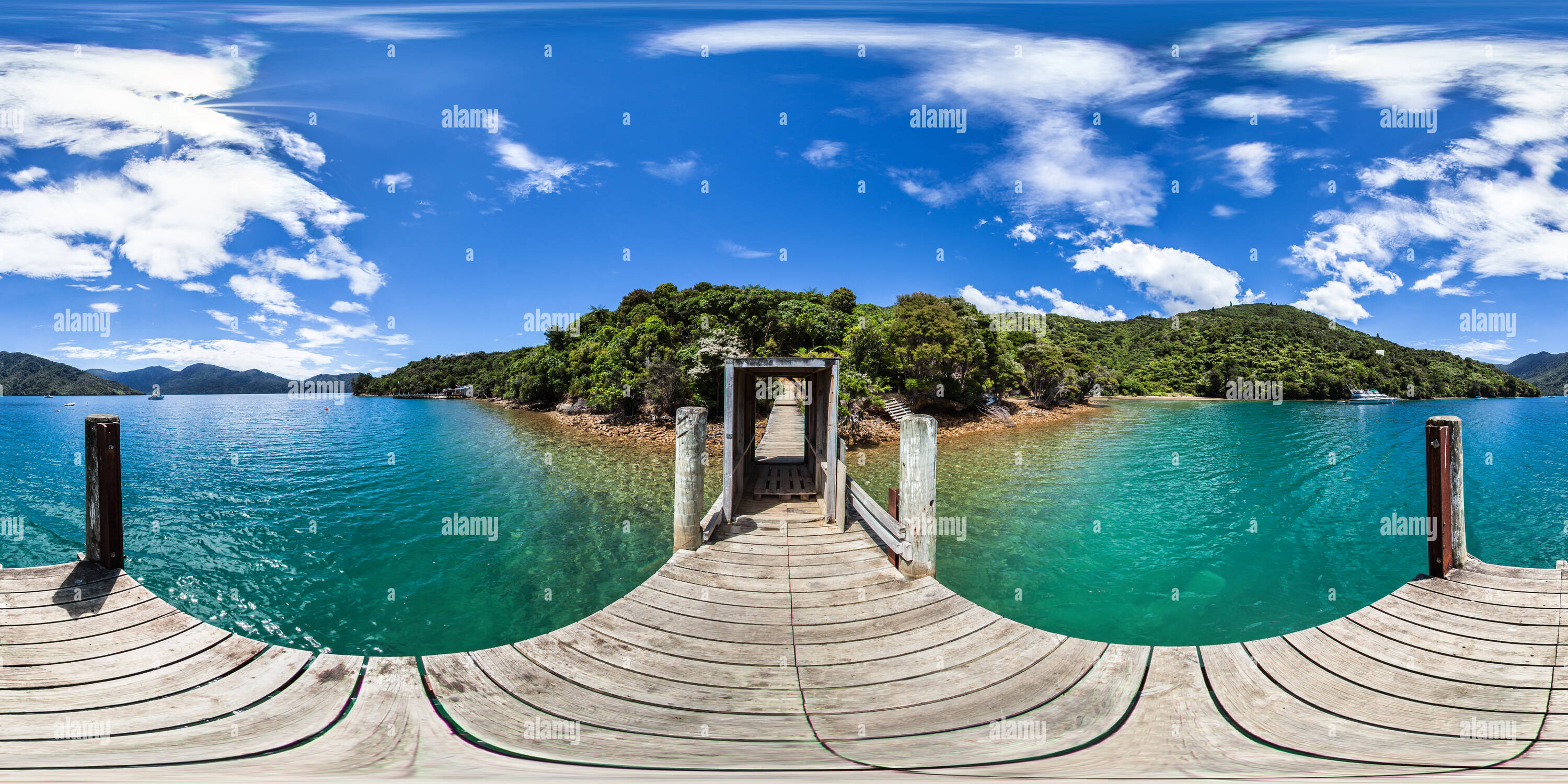 360 Grad Panorama Ansicht von Pier in Camps Bay - Bemüht sich Einlass - Queen Charlotte Sound - Marlborough - Neuseeland - Ozeanien