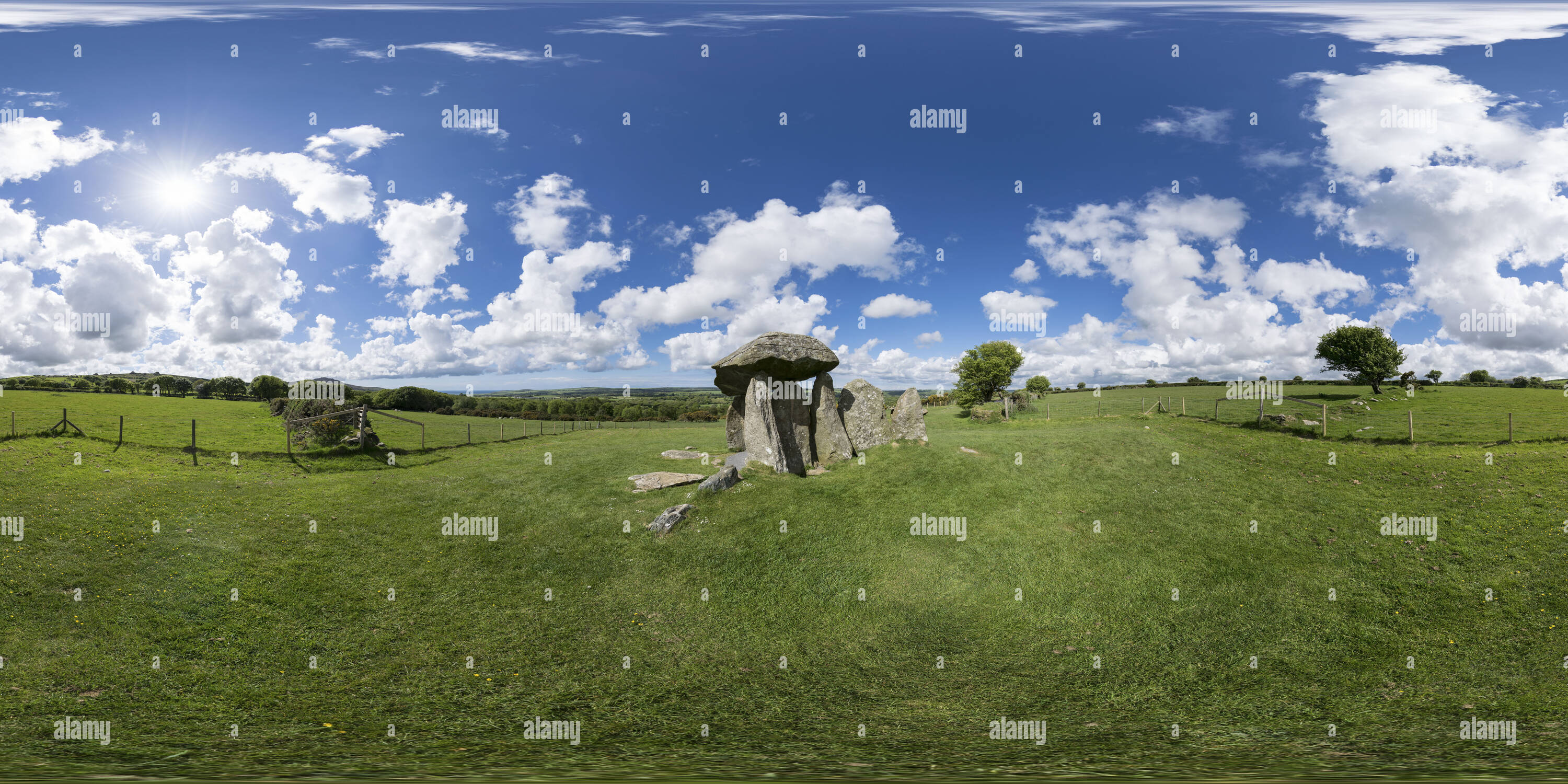 360 Grad Panorama Ansicht von Pentre Ifan Grabkammer, Pembrokeshire