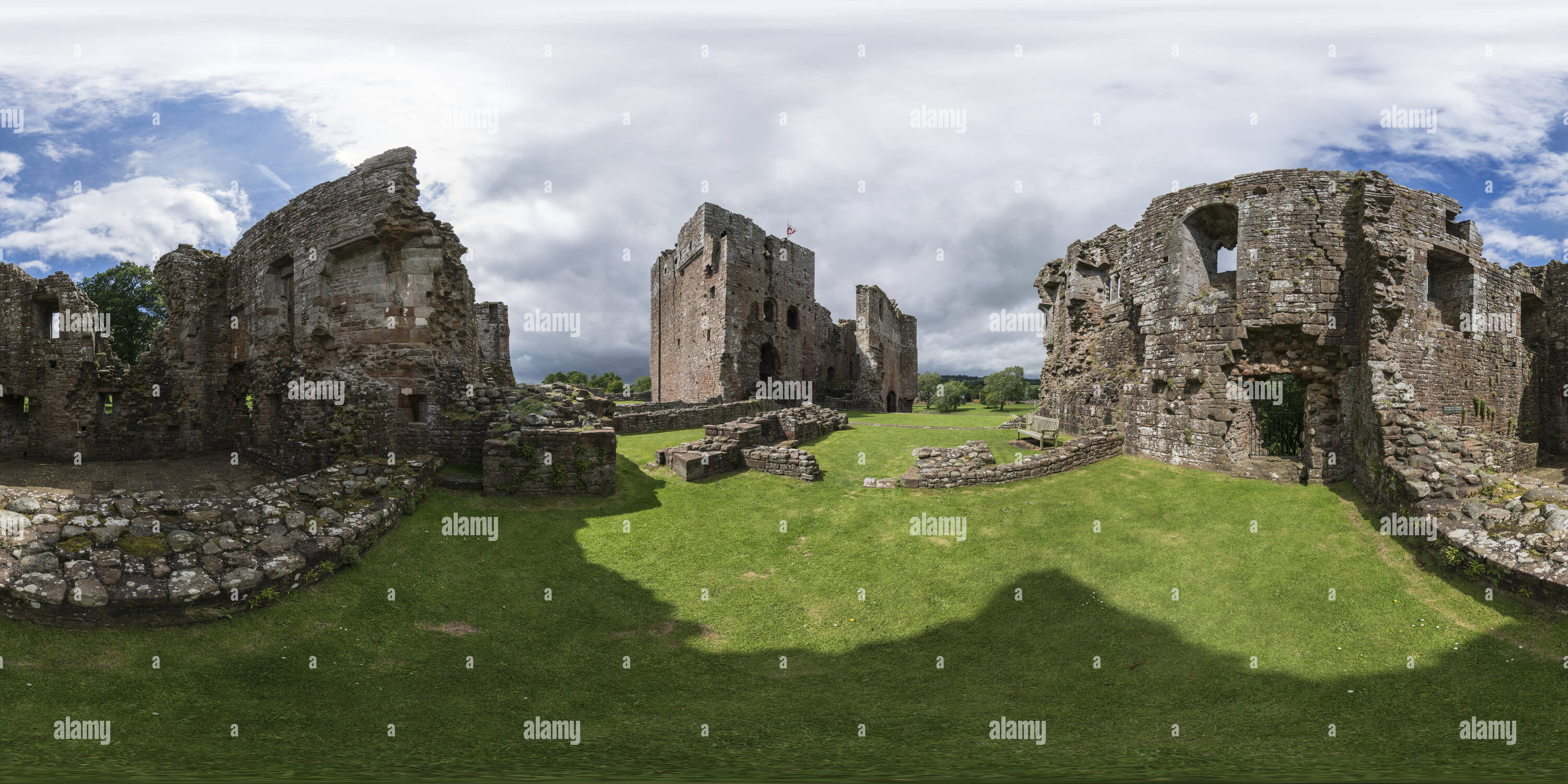 360 Grad Panorama Ansicht von Brougham Castle Torhaus Ruinen, Cumbria