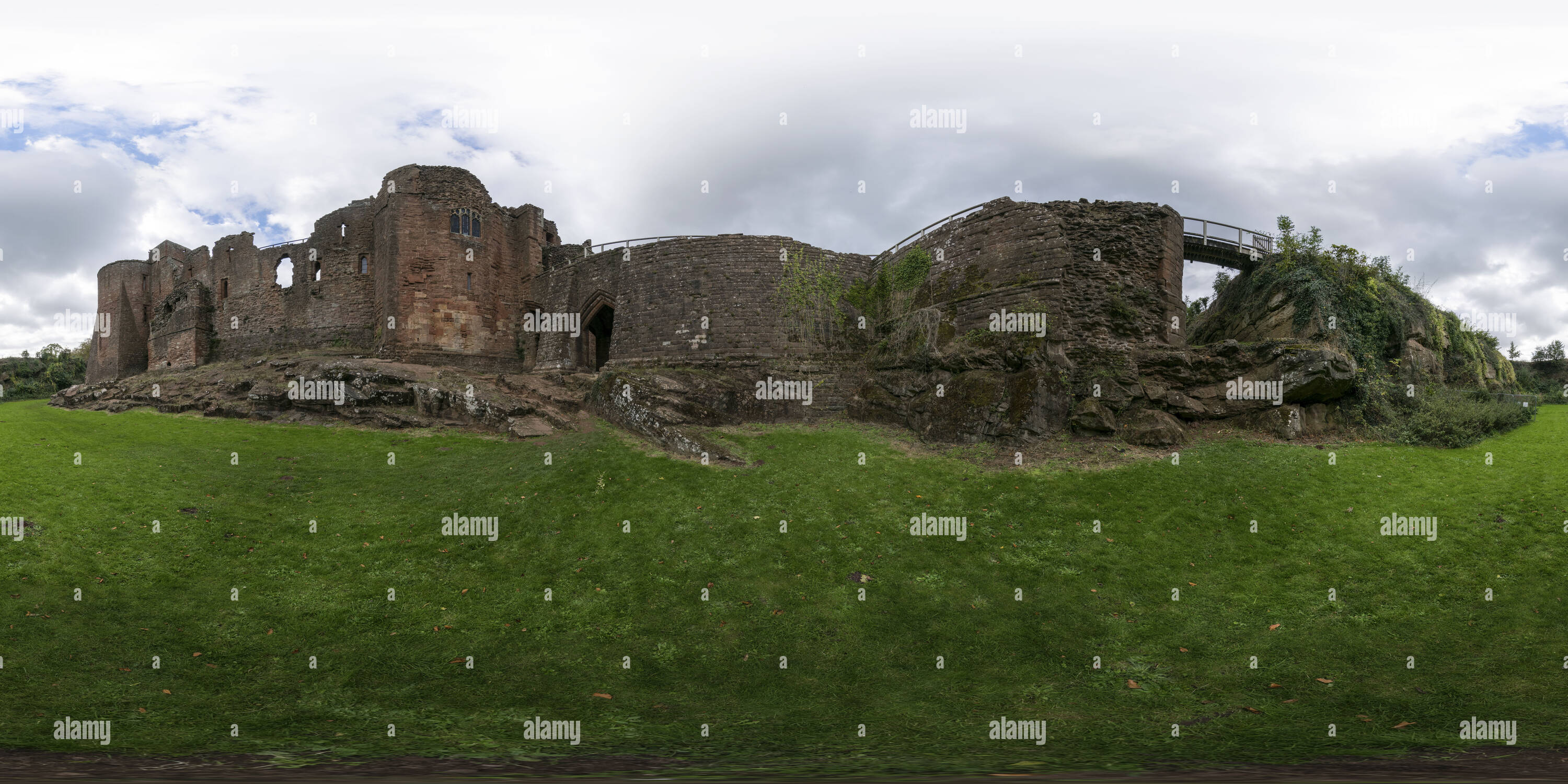 360 Grad Panorama Ansicht von Goodrich Castle, Herefordshire