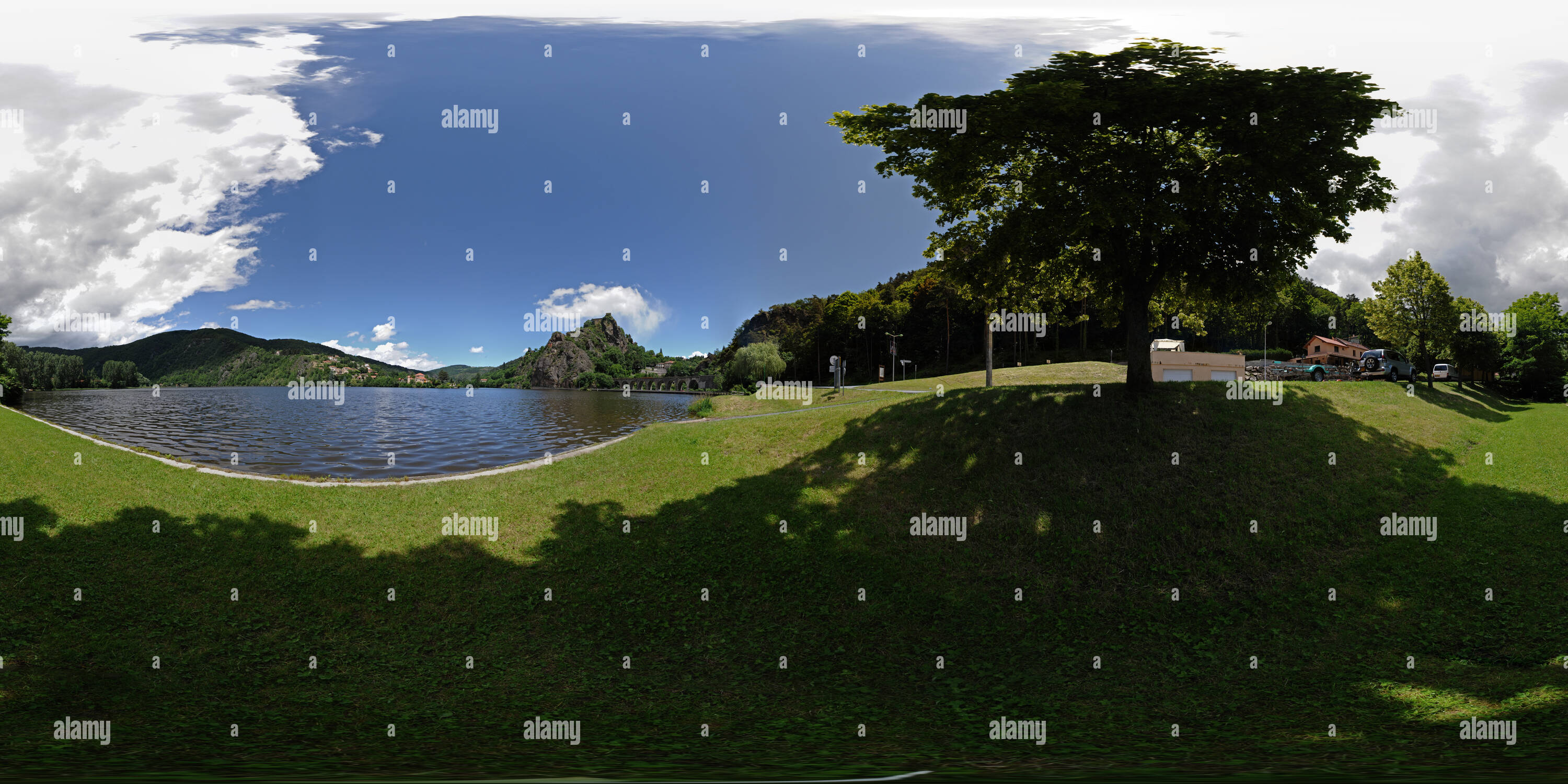 360 Grad Panorama Ansicht von Neuf Ponts-Saint Paul en Cornillon-Frankreich