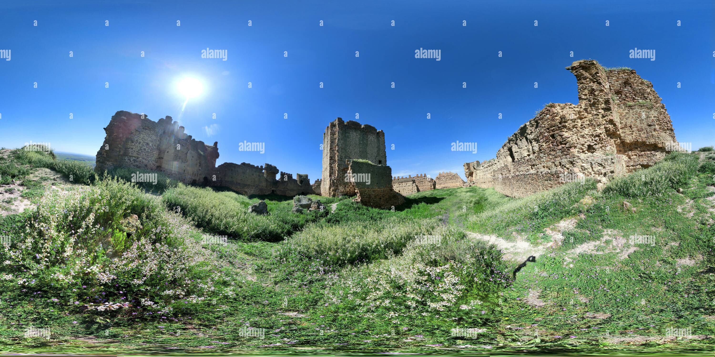 360 Grad Panorama Ansicht von Castillo de Vara (Toledo)