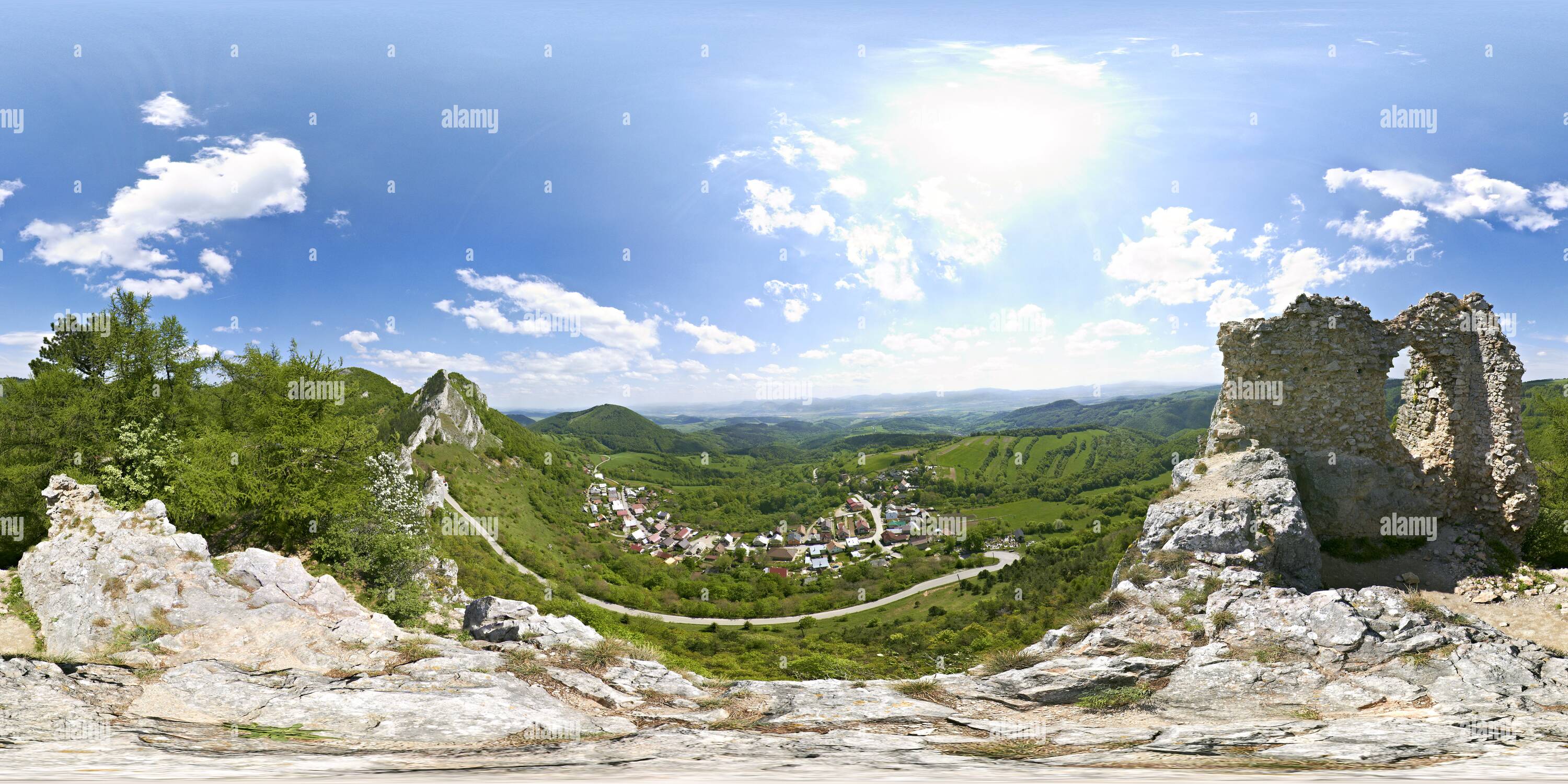 360 Grad Panorama Ansicht von Die Vrsatec Schloss