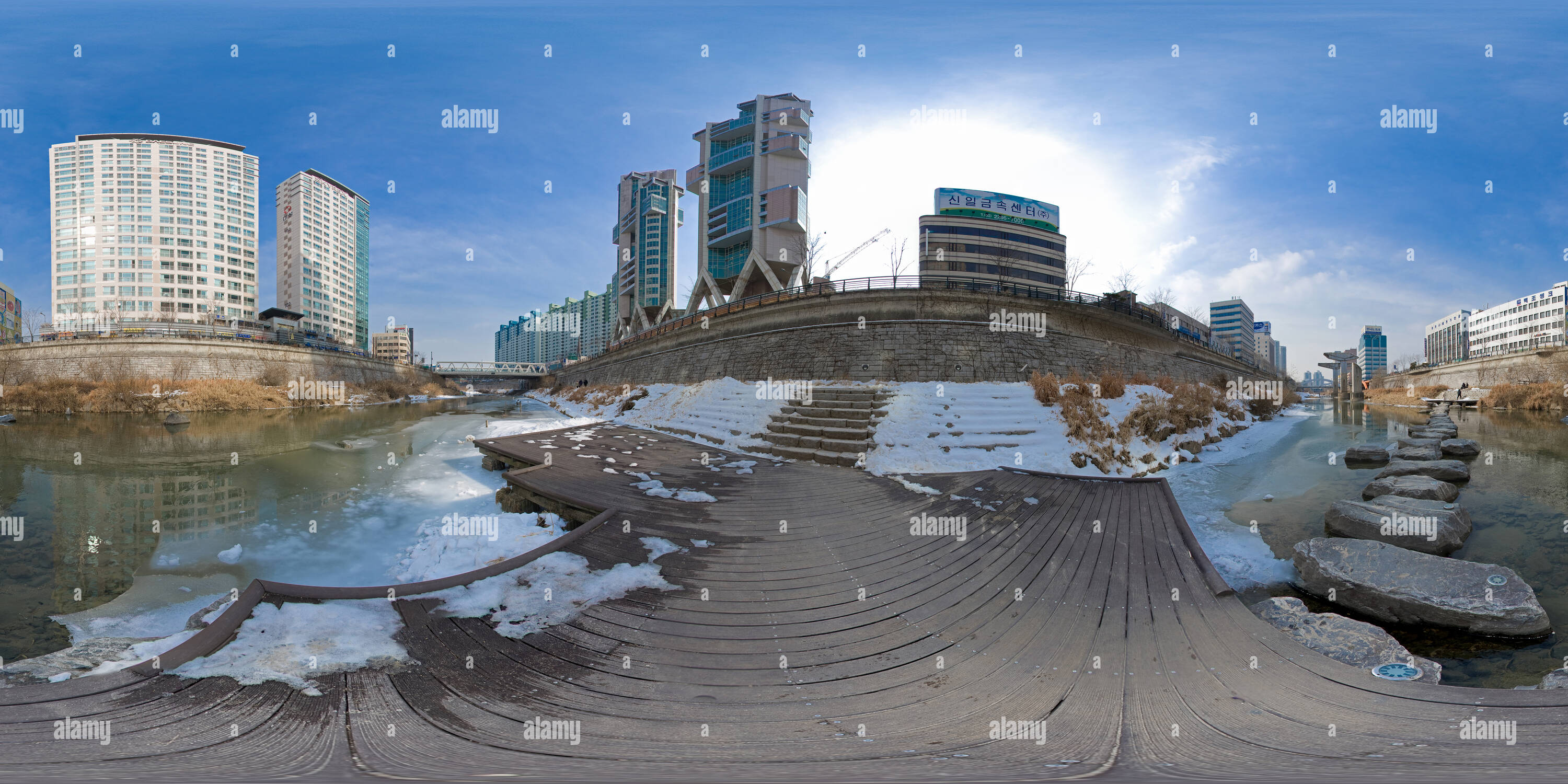 360 Grad Panorama Ansicht von Cheong Gye Cheon 8th Avenue.