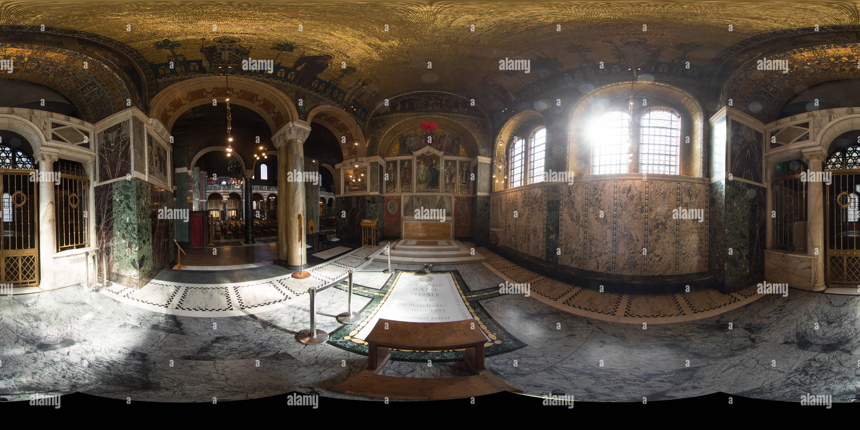 360 Grad Panorama Ansicht von Die Kapelle des Hl. Gregor und der Hl. Augustinus in Westminster Cathedral London Victoria