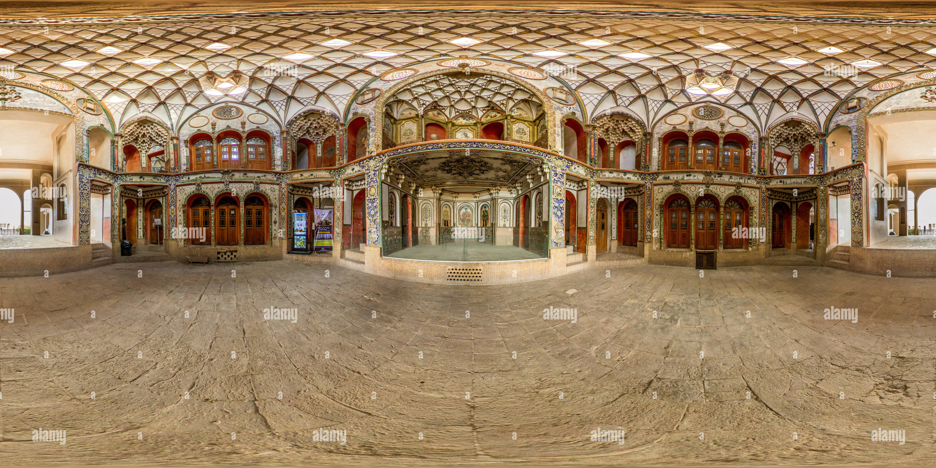 360 Grad Panorama Ansicht von Borujerdi Haus iranischen Architektur Borujerdi historisches Haus im Saal Der Borujerdi Haus