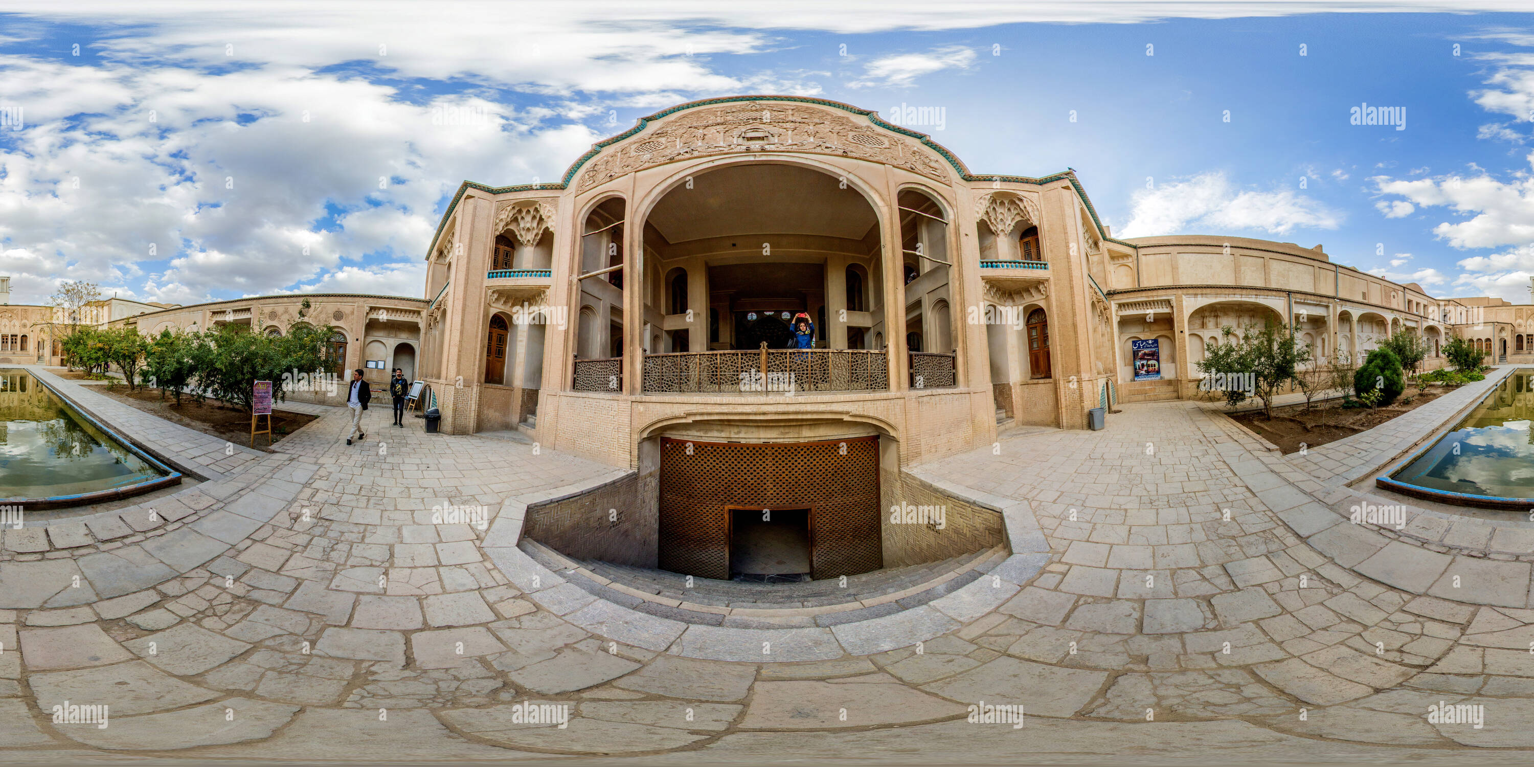 360 Grad Panorama Ansicht von Borujerdi Haus iranischen Architektur Borujerdi historisches Haus im Hof des Borujerdi Haus