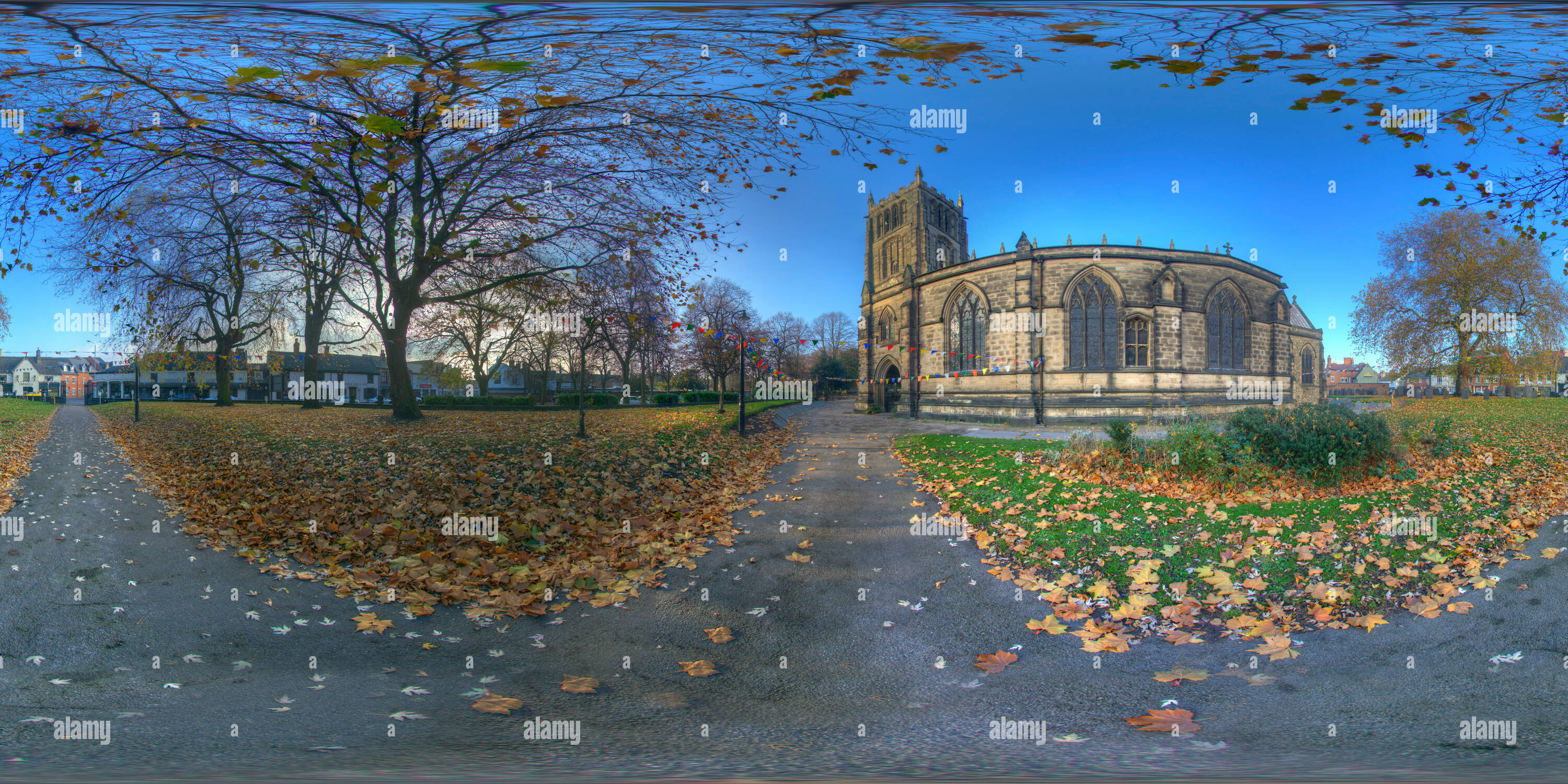 360 Grad Panorama Ansicht von 360-HDR-Bild der Heiligen Kirche, offiziell alle Heiligen mit der Heiligen Dreifaltigkeit ist die Kirche von England Pfarrkirche der Stadt Loughborough,