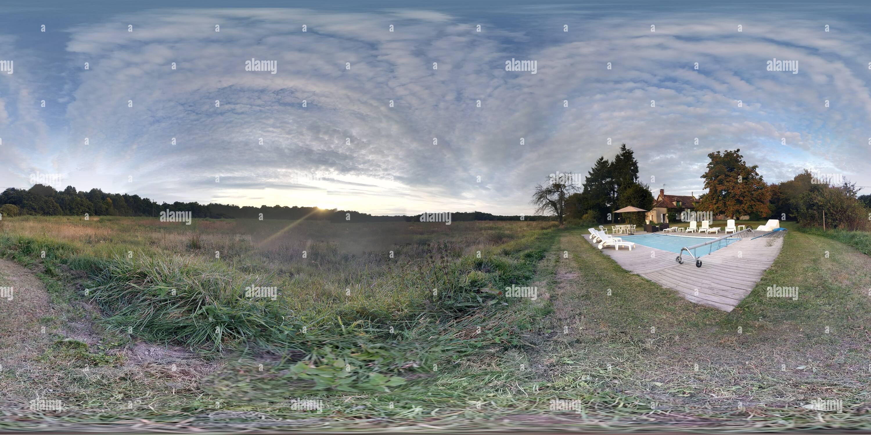 360 Grad Panorama Ansicht von La Tournerie in der Nähe von Saint-Fargeau 5