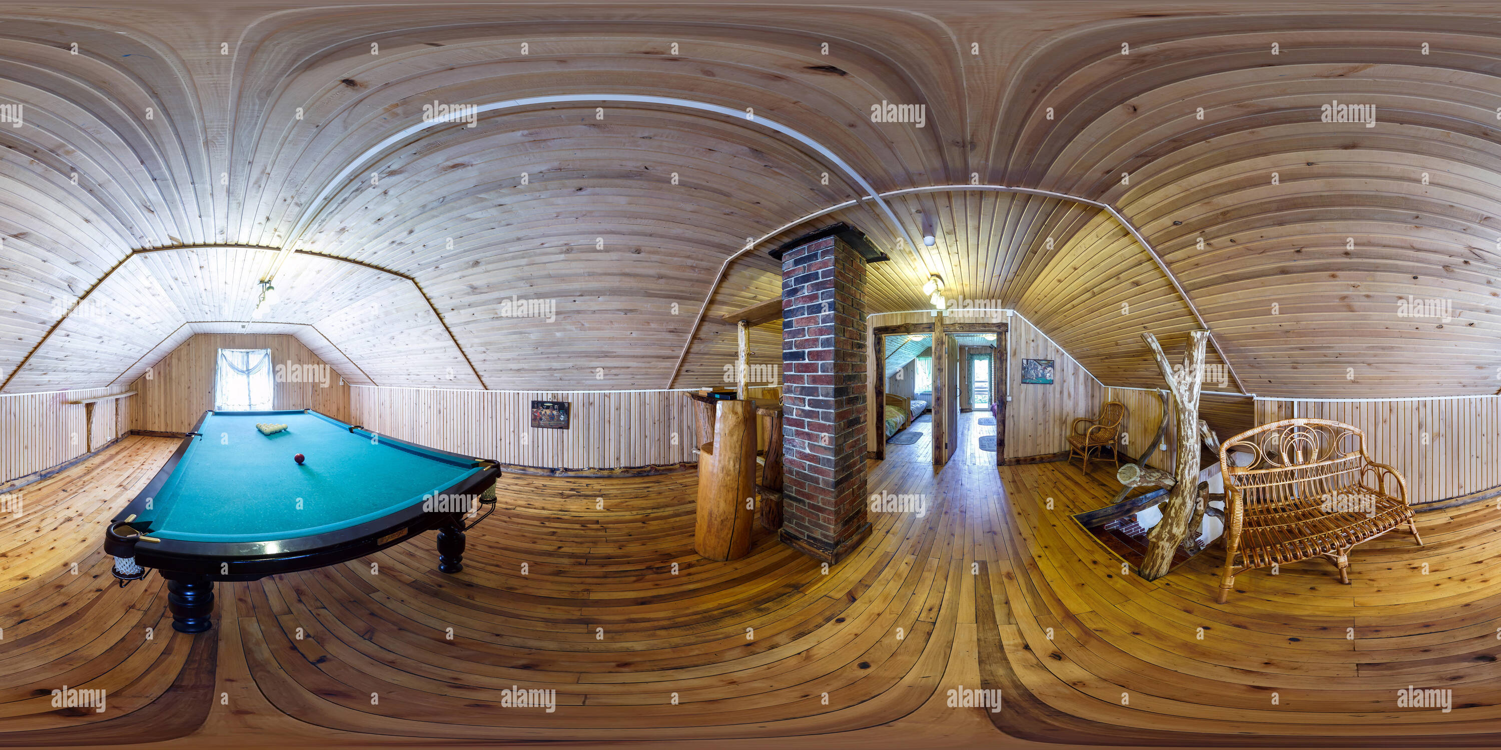 360 Grad Panorama Ansicht von GRODNO, Weißrussland - September 11, 2015: 360 von 180 Grad Ansicht nahtlose Panorama in equirectangular Spherical Projection. 360 Panorama im int