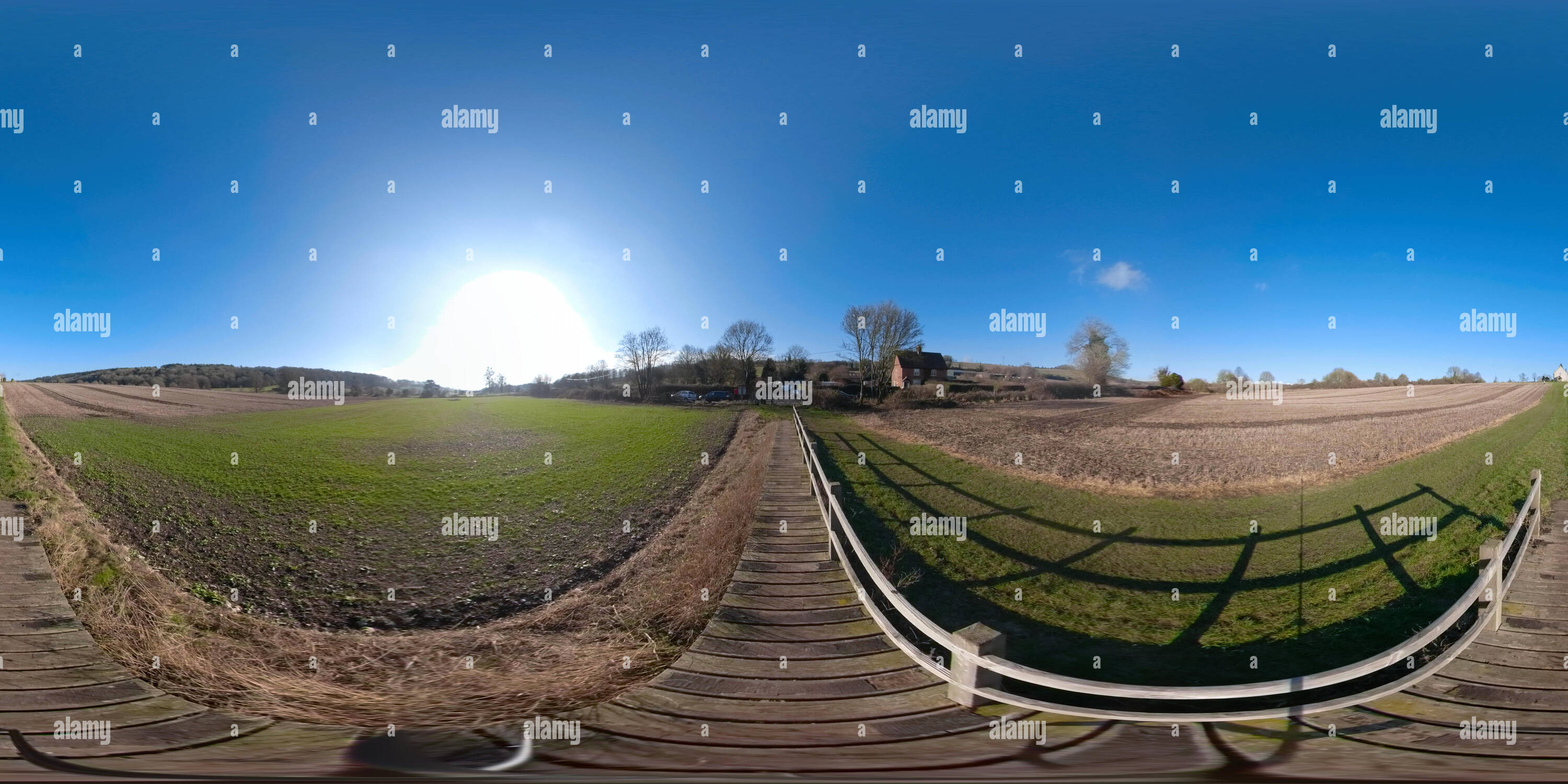 360 Grad Panorama Ansicht von St Hubert Kirche Chalton