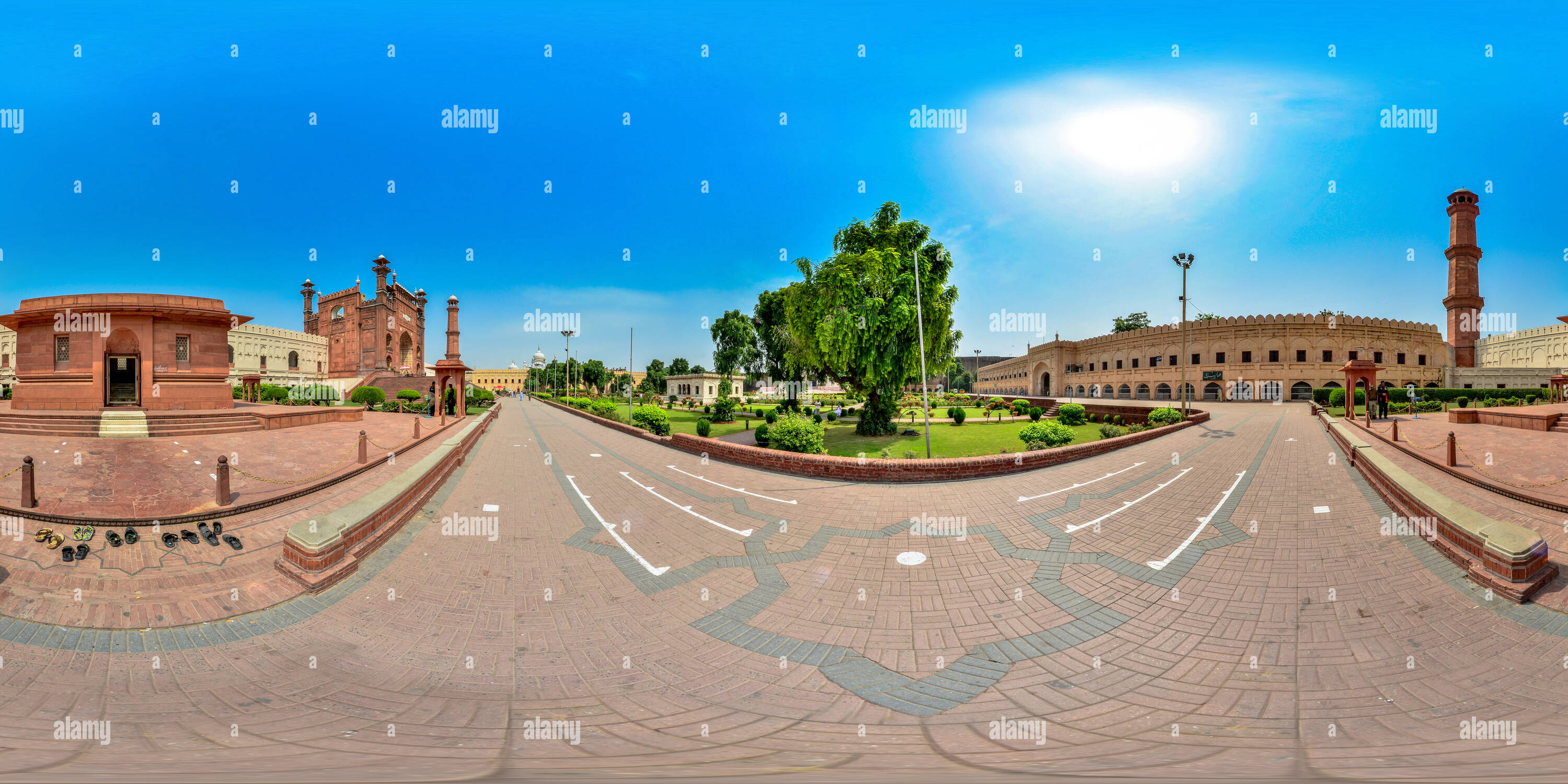 360 Grad Panorama Ansicht von Das Grab von Dr. Allama Muhammad Iqbal