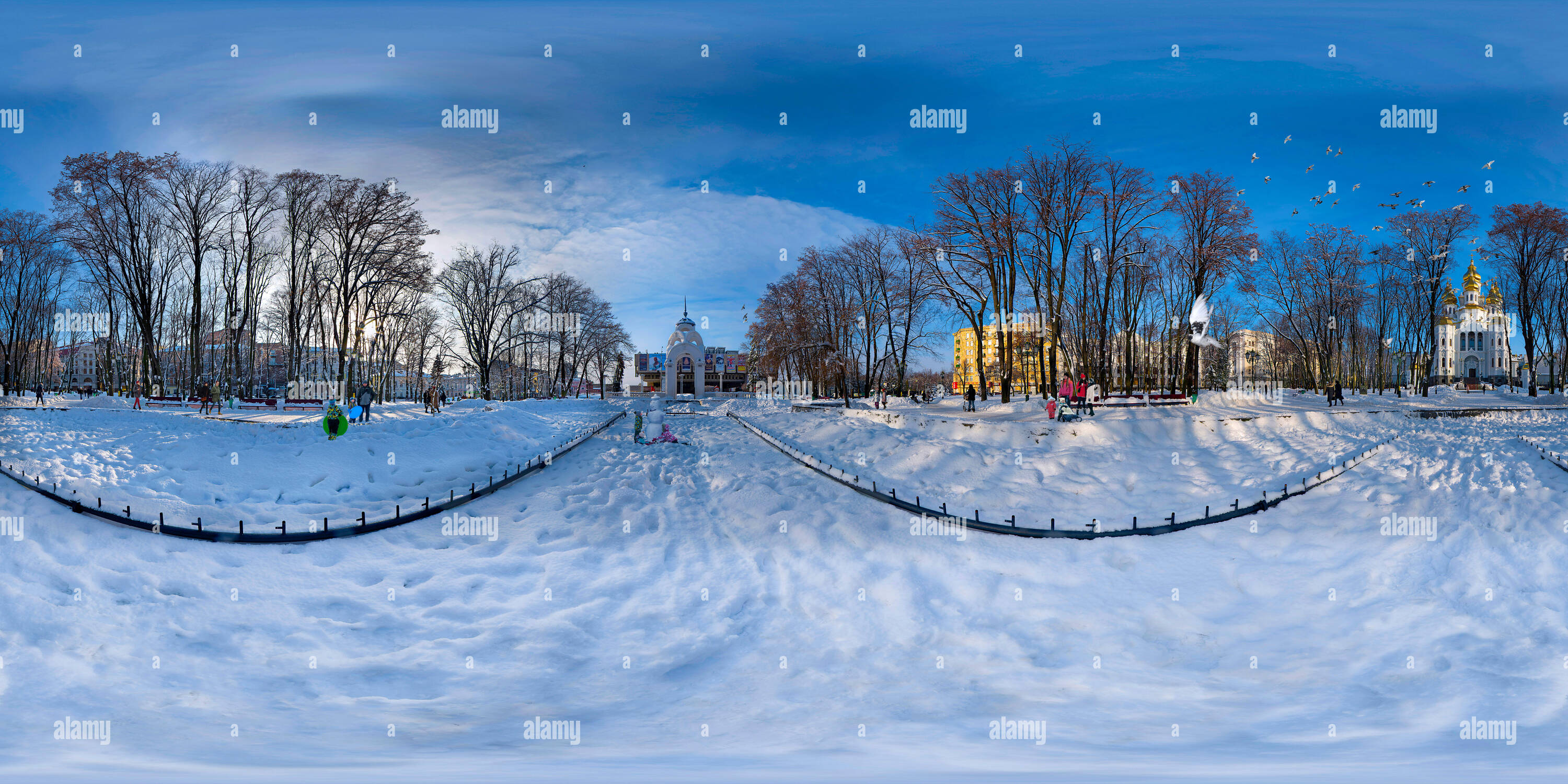 360 Grad Panorama Ansicht von Panorama. Platz. Charkow. Europa. In der Ukraine.