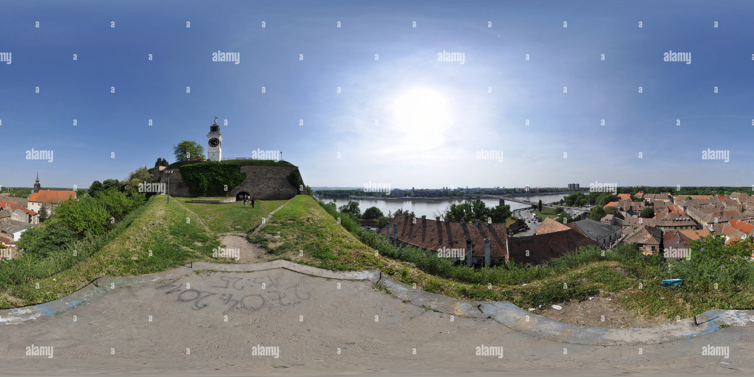 360 Grad Panorama Ansicht von Petrovaradinska Tvrdjava, Vidikovac