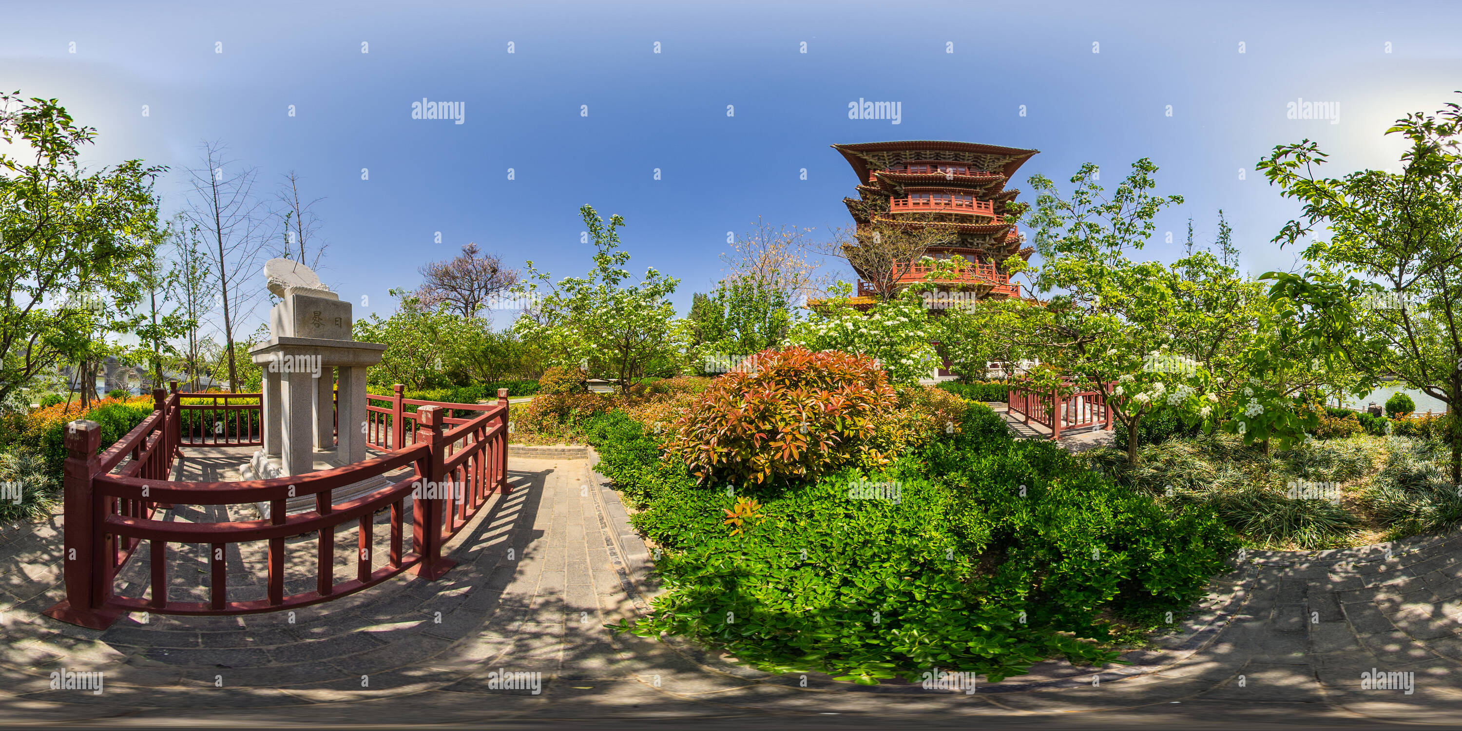 360 Grad Panorama Ansicht von Fuyun Turm in Qingming Auenlandschaft Garten