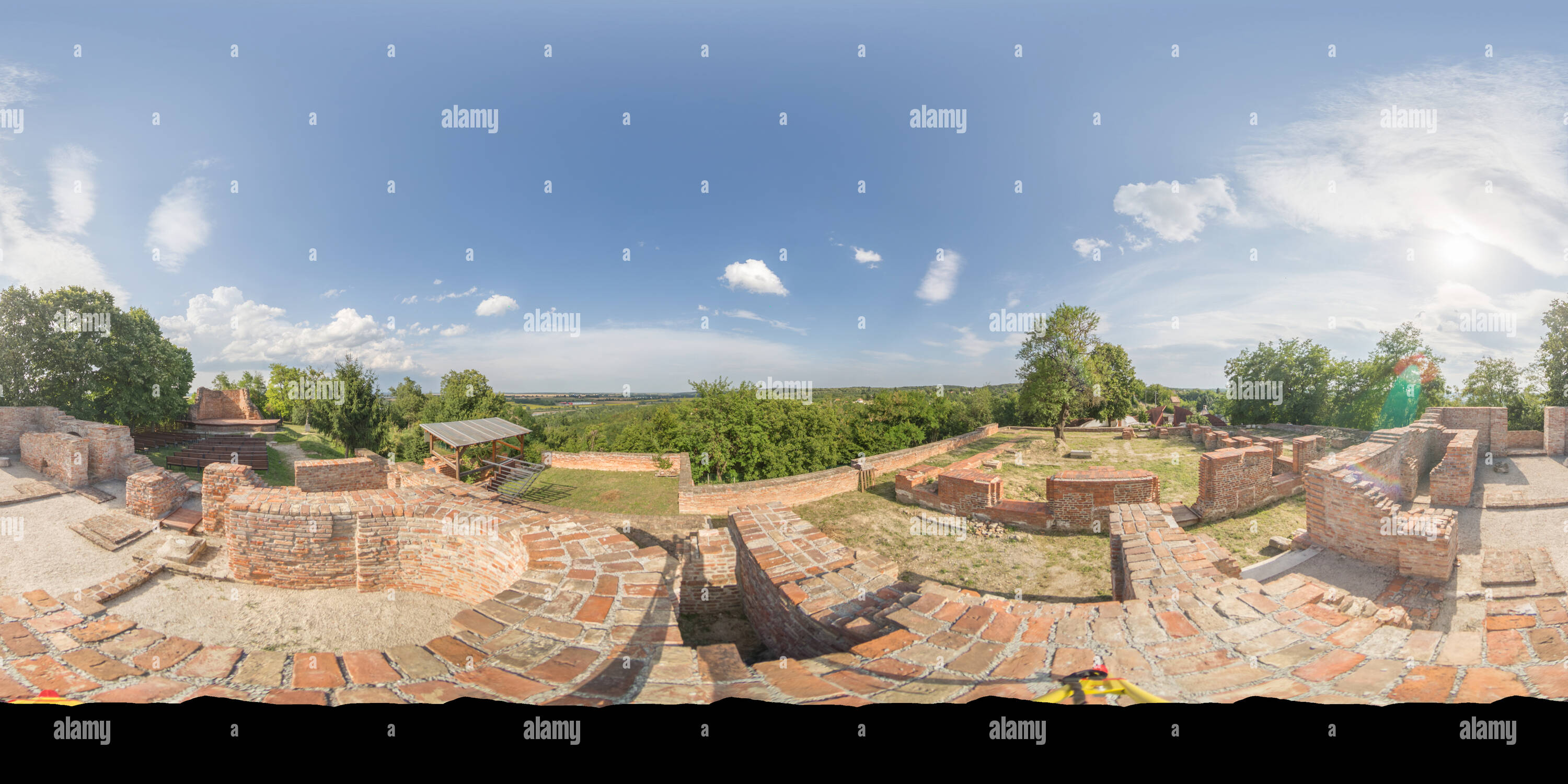 360 Grad Panorama Ansicht von Szentjakabi Bencés Apátság