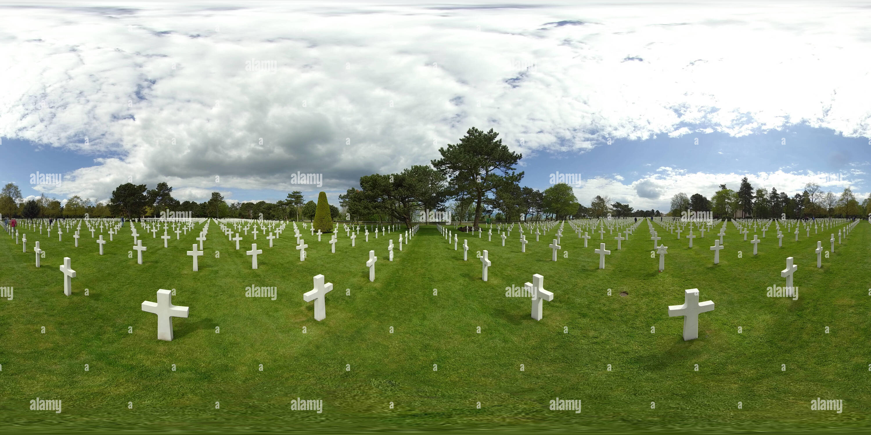 360 Grad Panorama Ansicht von Fast 10 000 uns Service Männer und Frauen ar im Zweiten Weltkrieg Normandie amerikanische Friedhof und Denkmal in Colleville-sur-Mer, Frankreich begraben