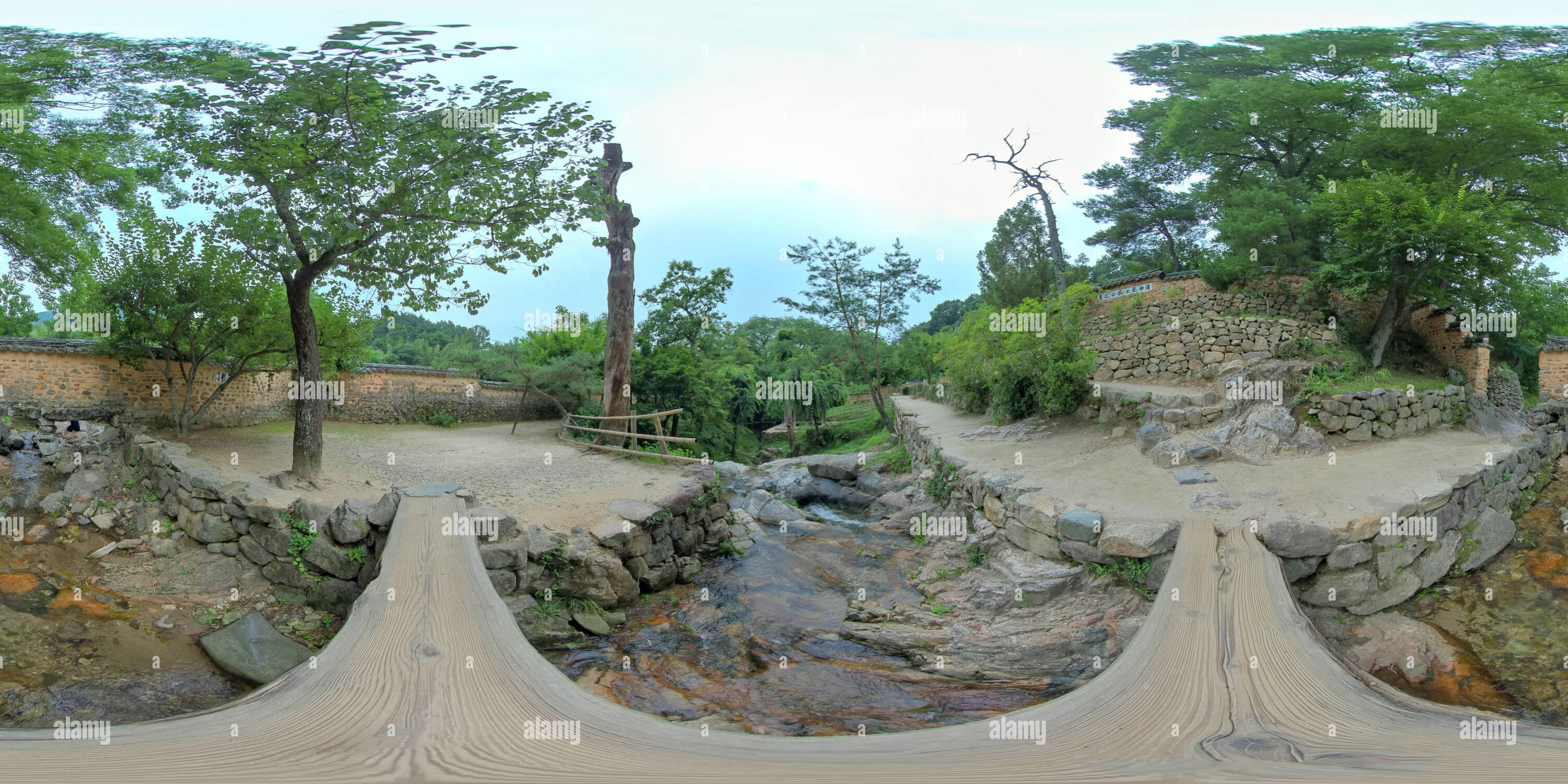 360 Grad Panorama Ansicht von Damyang, Südkorea - 24 Juli 2019 soswaewon. 360 Grad Panorama von sphärischen soswaewon in Damyang.