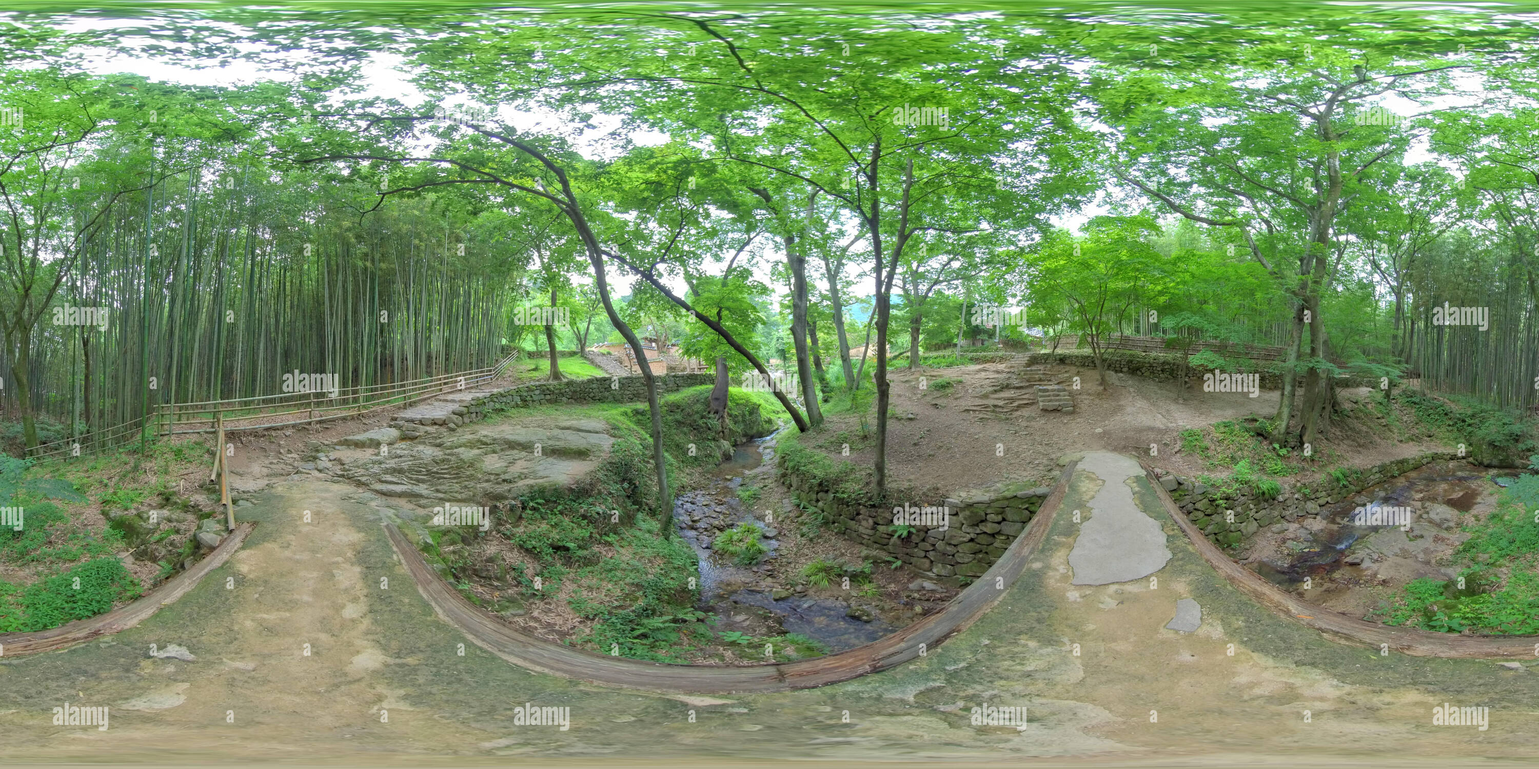 360 Grad Panorama Ansicht von Damyang, Südkorea - 24 Juli 2019 soswaewon. 360 Grad Panorama von sphärischen soswaewon in Damyang.