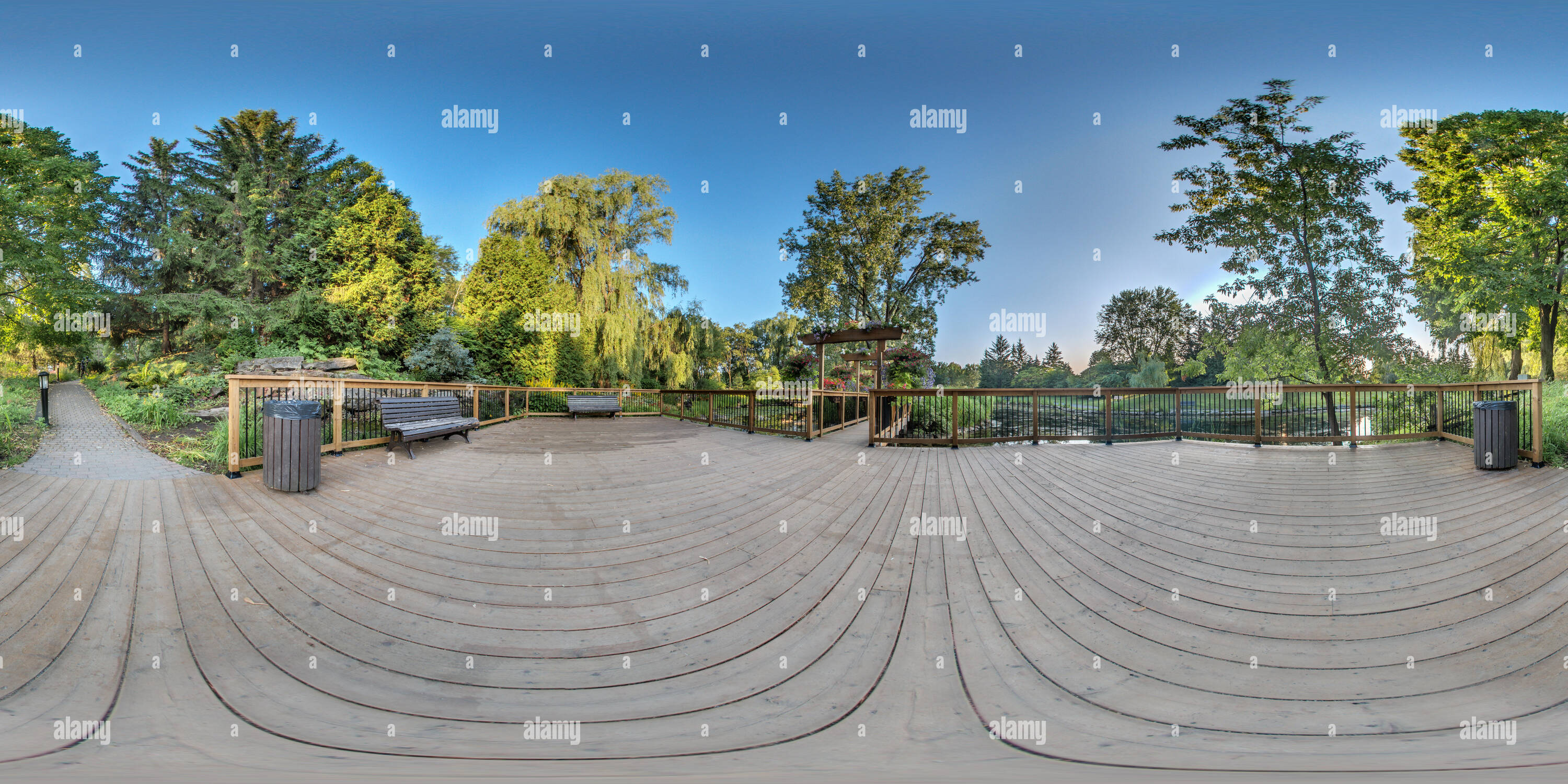 360 ° Ansicht Auf Jardin Des Vivaces Étang Centre De La Nature