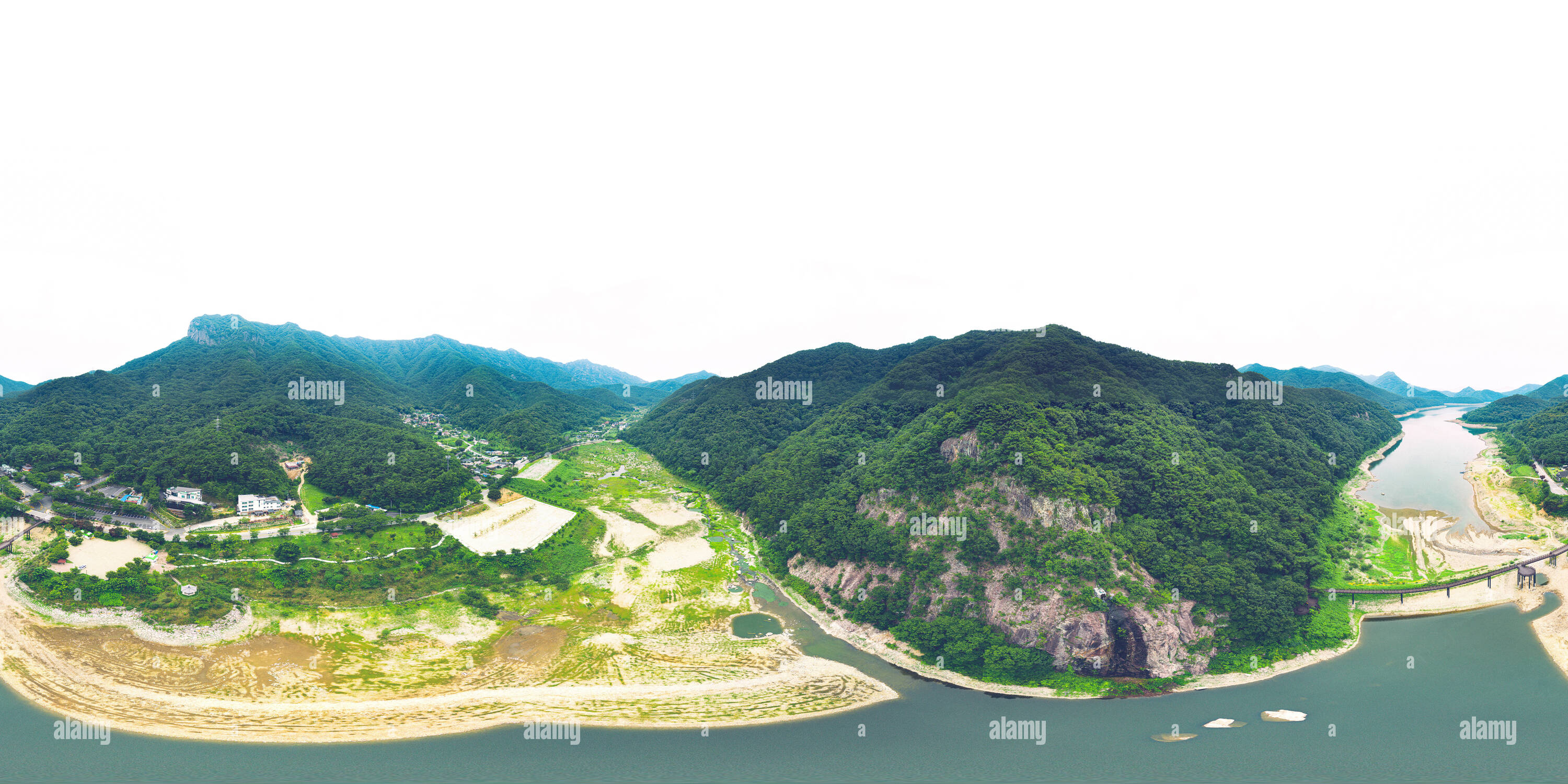 360 Grad Panorama Ansicht von Damyang, Südkorea - 24 Juli 2019 Damyang See 360 Antenne Panoramablick auf See in Damyang.