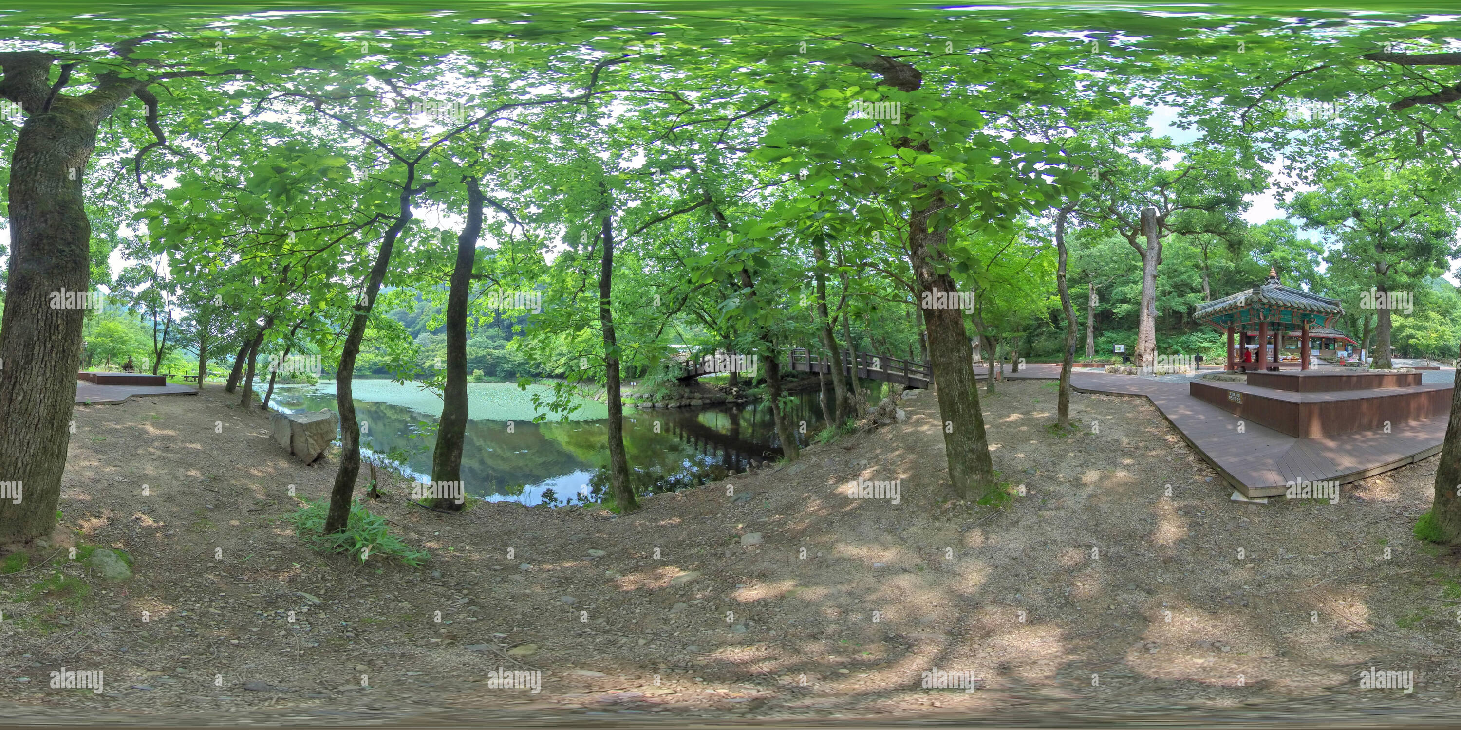 360 Grad Panorama Ansicht von Jangseong, Südkorea - 23 Juli 2019 Baekyangsa Tempel im Sommer. 360 Grad Panorama von sphärischen Baekyangsa Tempel und Naejangsan Mountain Park. V