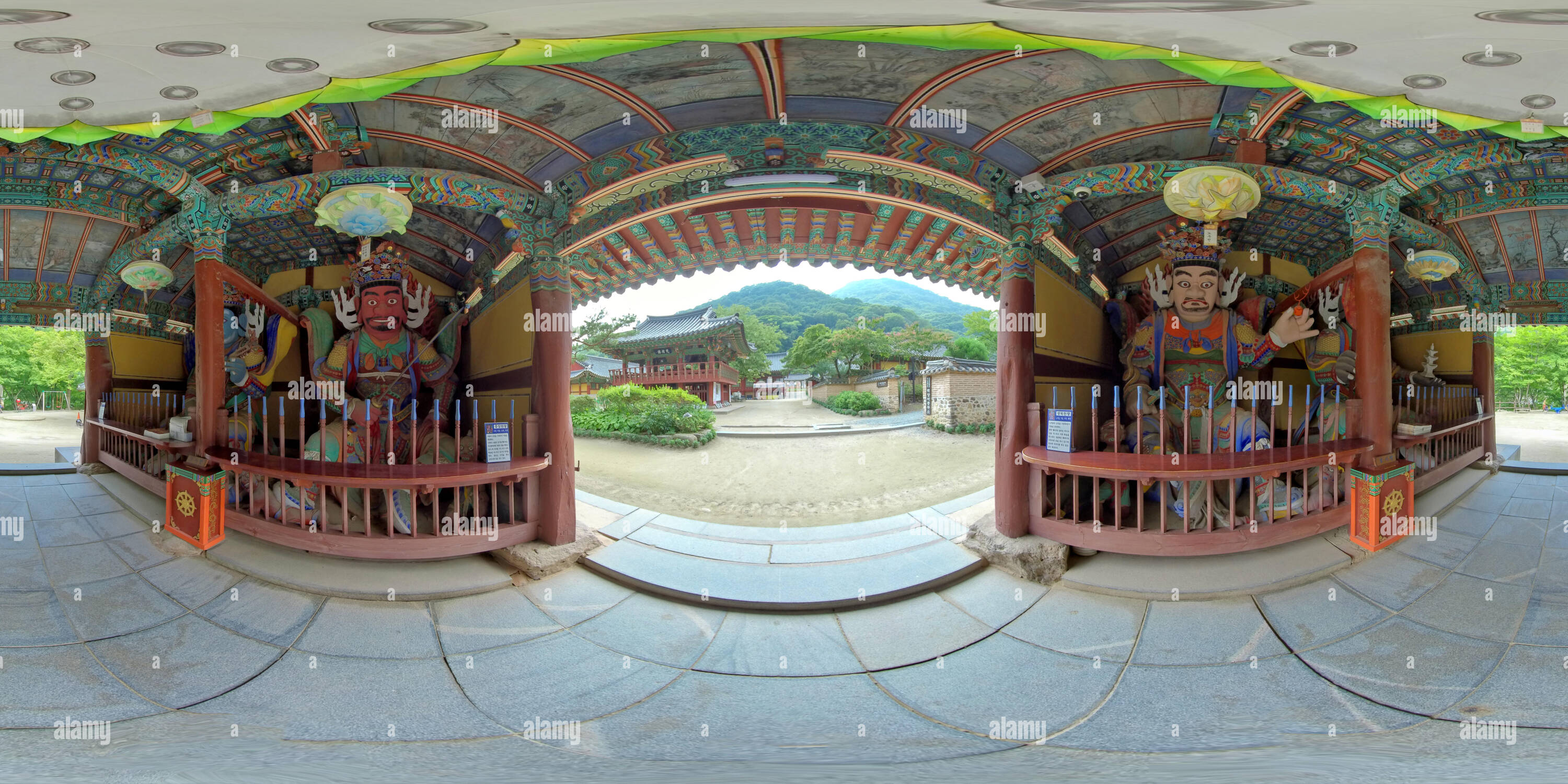 360 Grad Panorama Ansicht von Jangseong, Südkorea - 23 Juli 2019 Baekyangsa Tempel im Sommer. 360 Grad Panorama von sphärischen Baekyangsa Tempel und Naejangsan Mountain Park. V