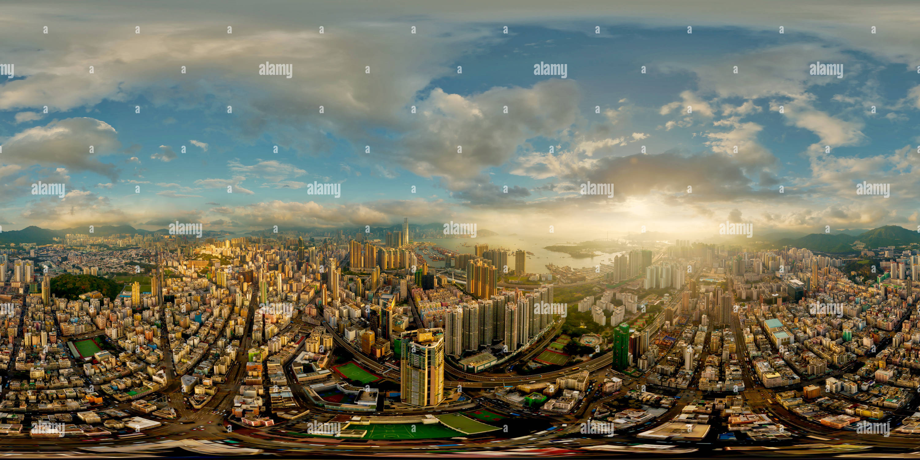 Vista panorámica en 360 grados de Hong Kong West Kowloon 2018