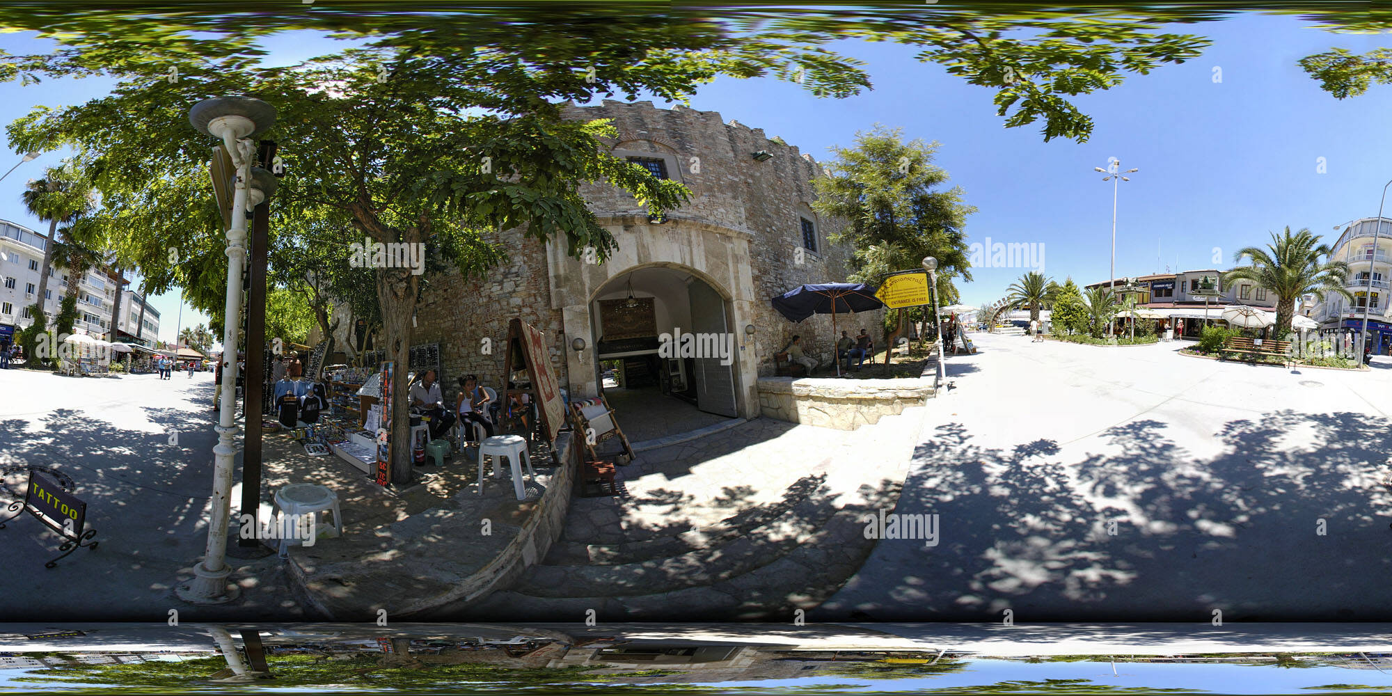 Vista panorámica en 360 grados de Dentro del Karavanserei