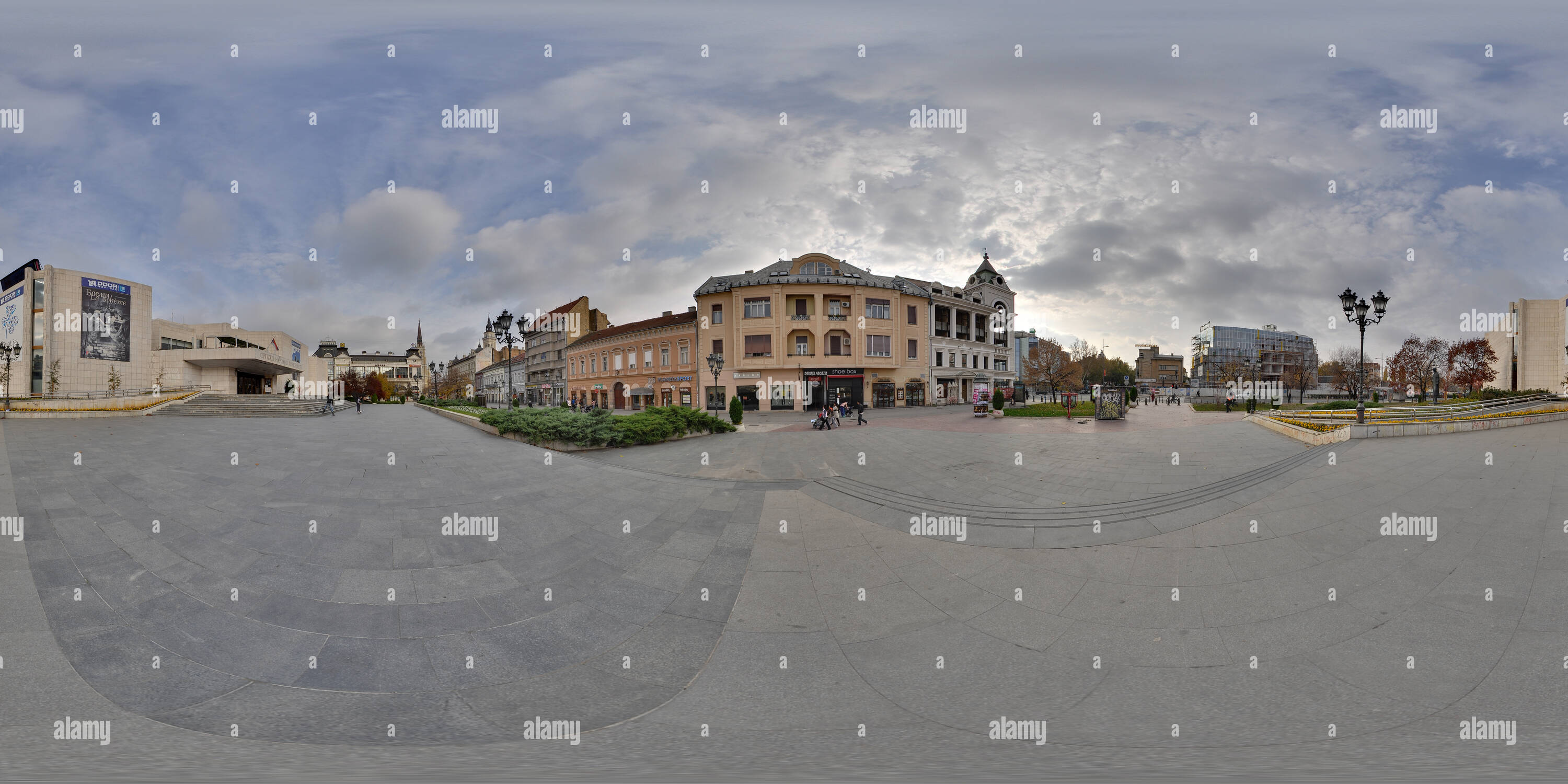 Vista panorámica en 360 grados de Narodnog ispred Srpskog pozorista, Novi Sad