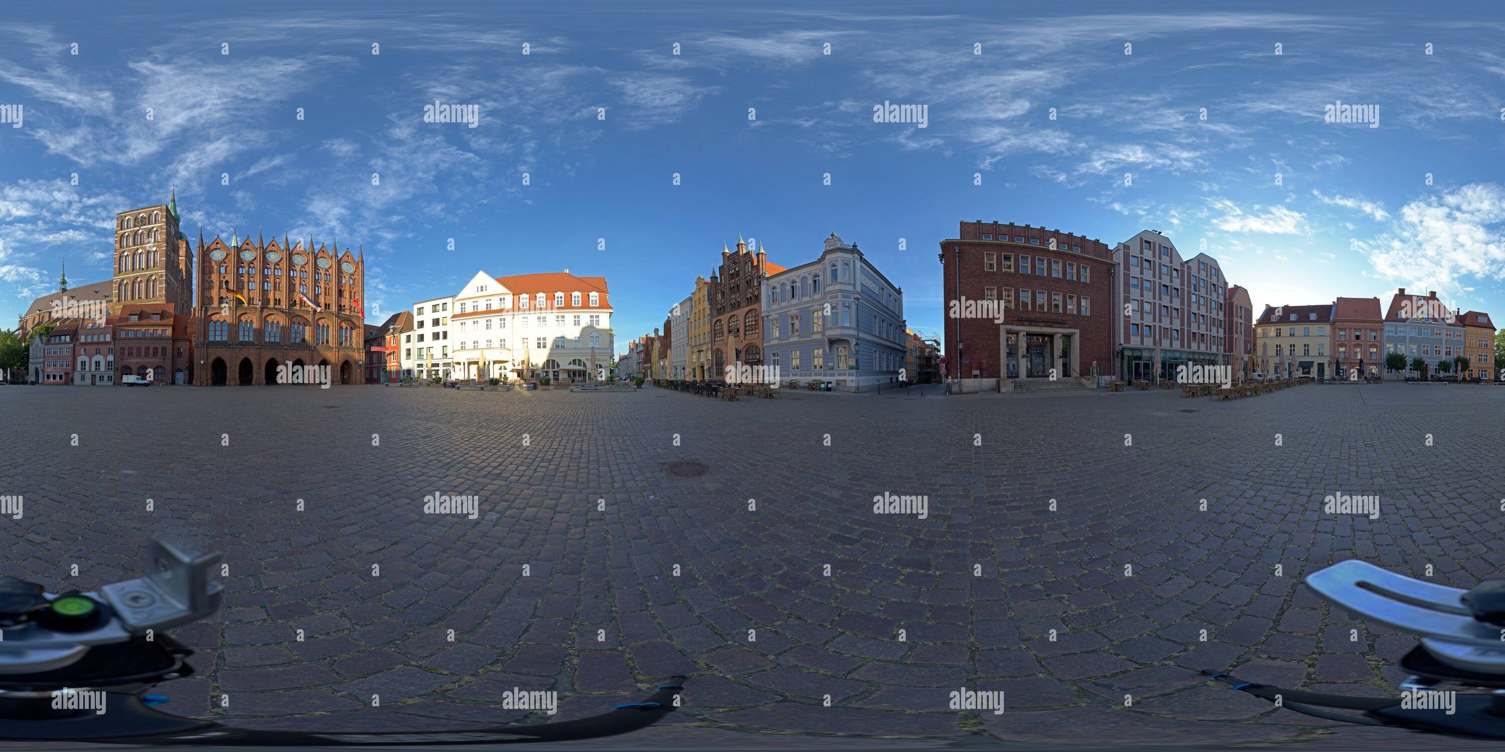 Vue panoramique à 360° de Photo à 360 degrés, place du marché de Stralsund, Mecklembourg-Poméranie-Occidentale, Allemagne