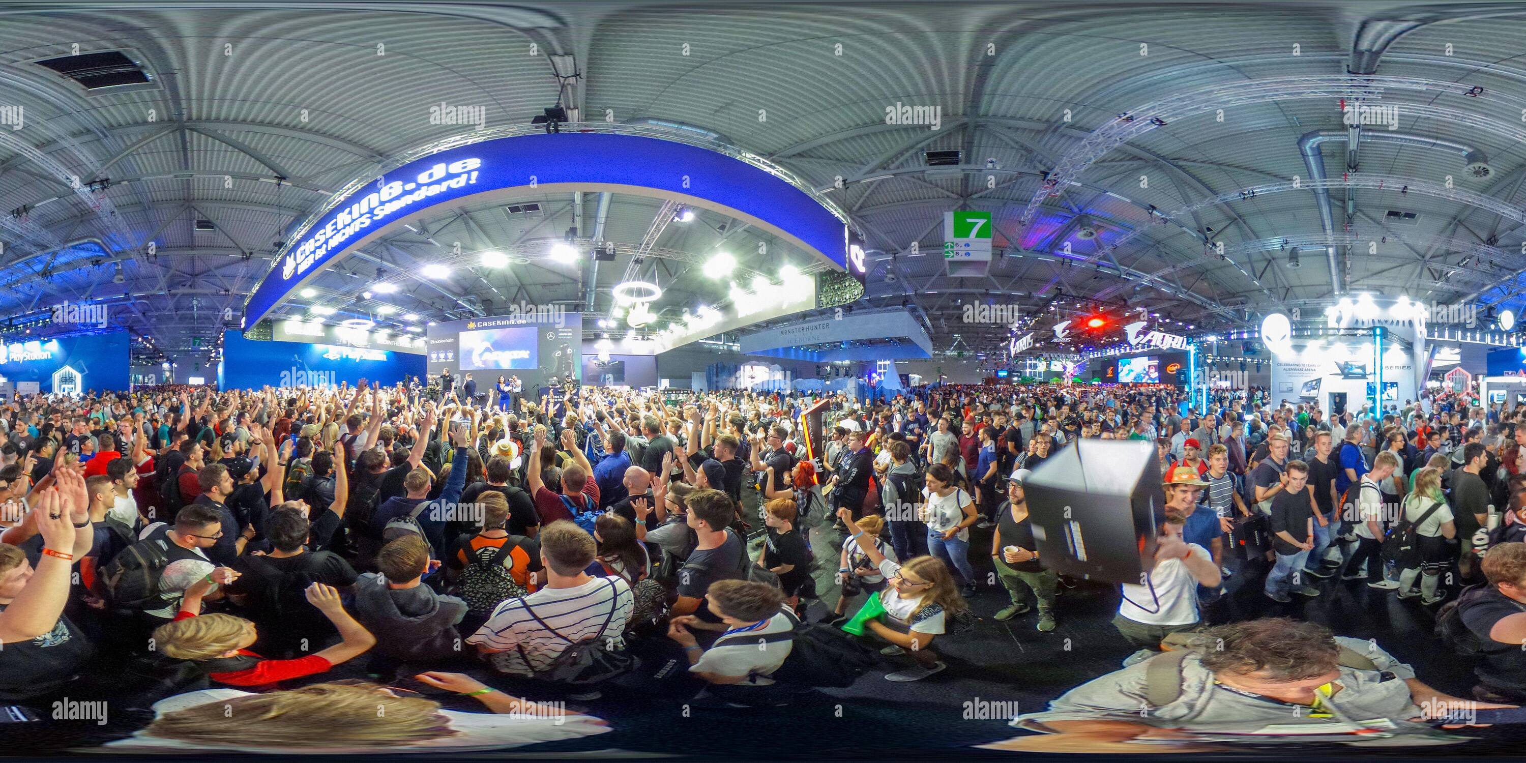 Vue panoramique à 360° de Salon de la gamescom à Cologne, 21.08.2019