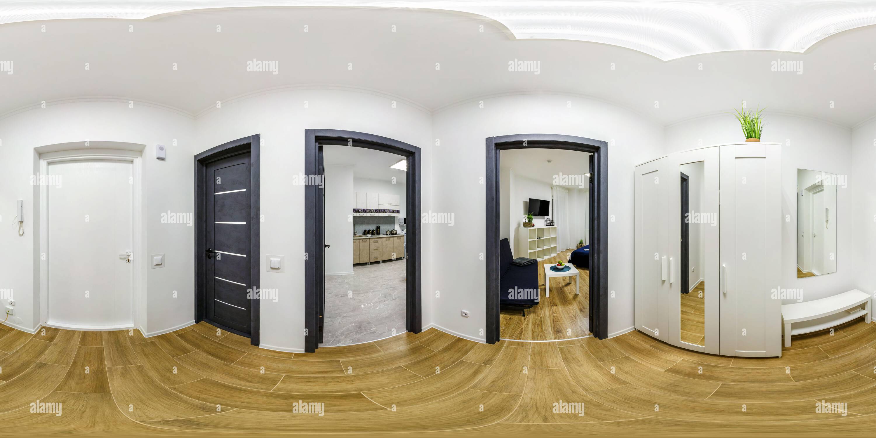 Vue panoramique à 360° de long couloir blanc à l'intérieur du hall d'entrée des appartements modernes avec portes ouvertes sur la cuisine et la chambre