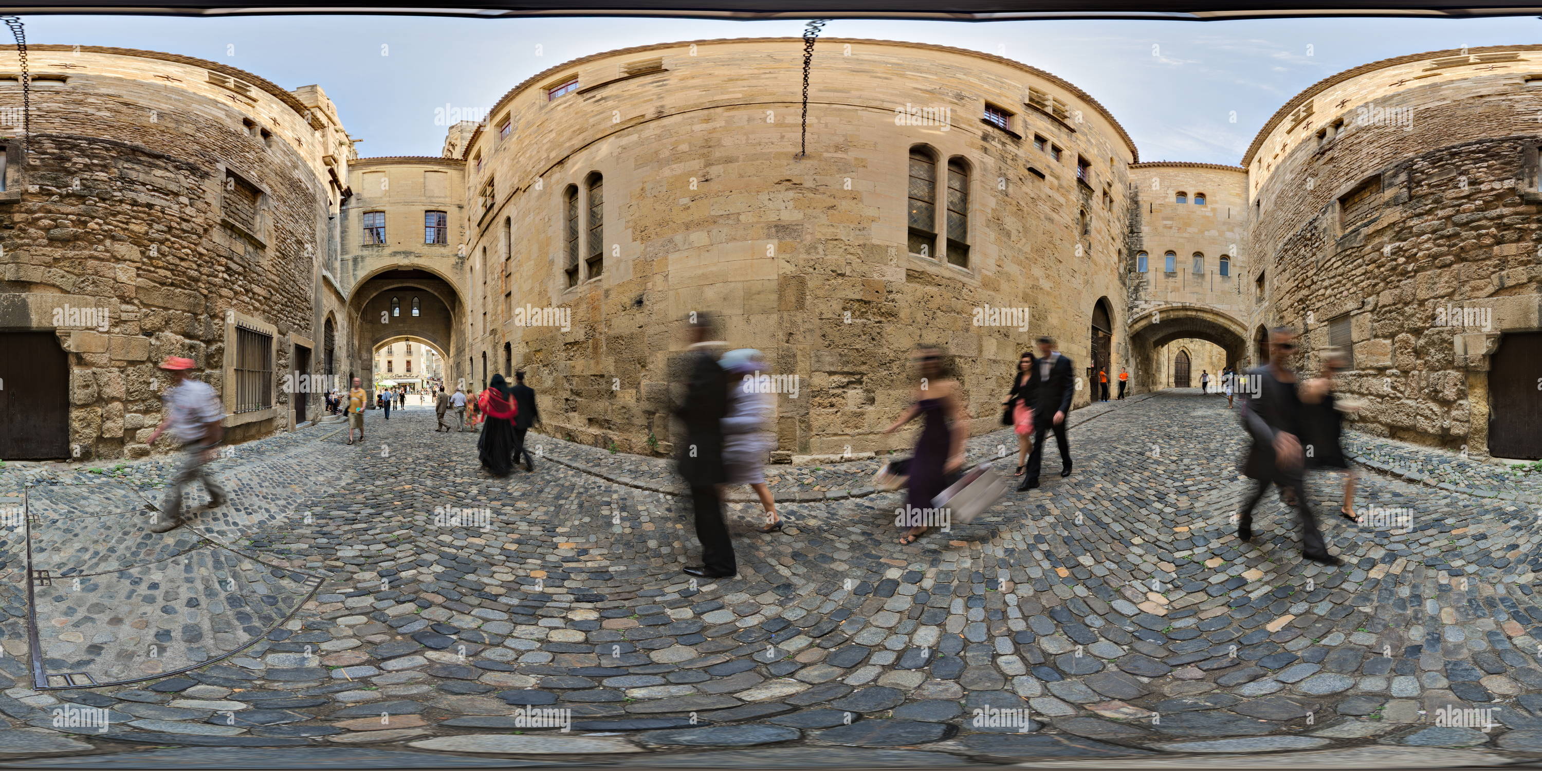 Vue panoramique à 360° de Palais des Archevêques, Narbonne, France