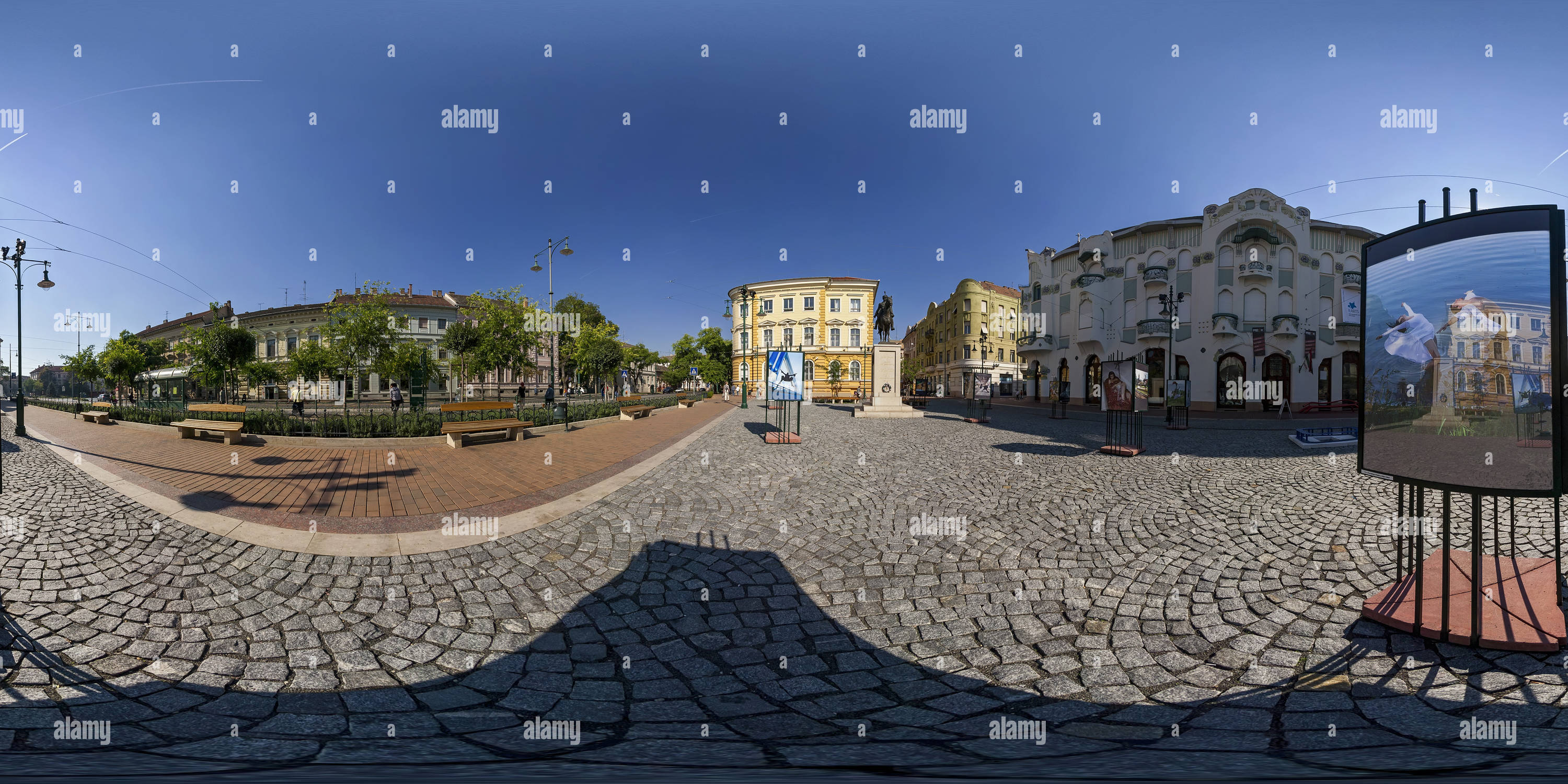 Vue panoramique à 360° de Ballet contemporain Szeged 25 ans - exposition de photos