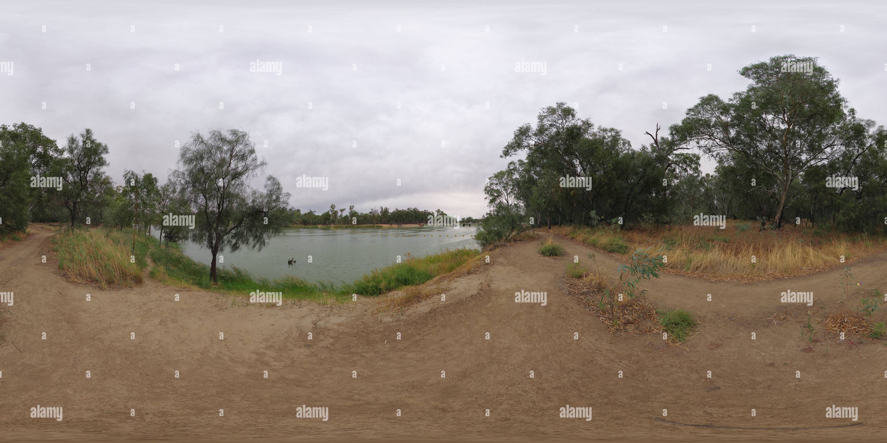 Vue panoramique à 360° de Mildura Weir de Lock Island