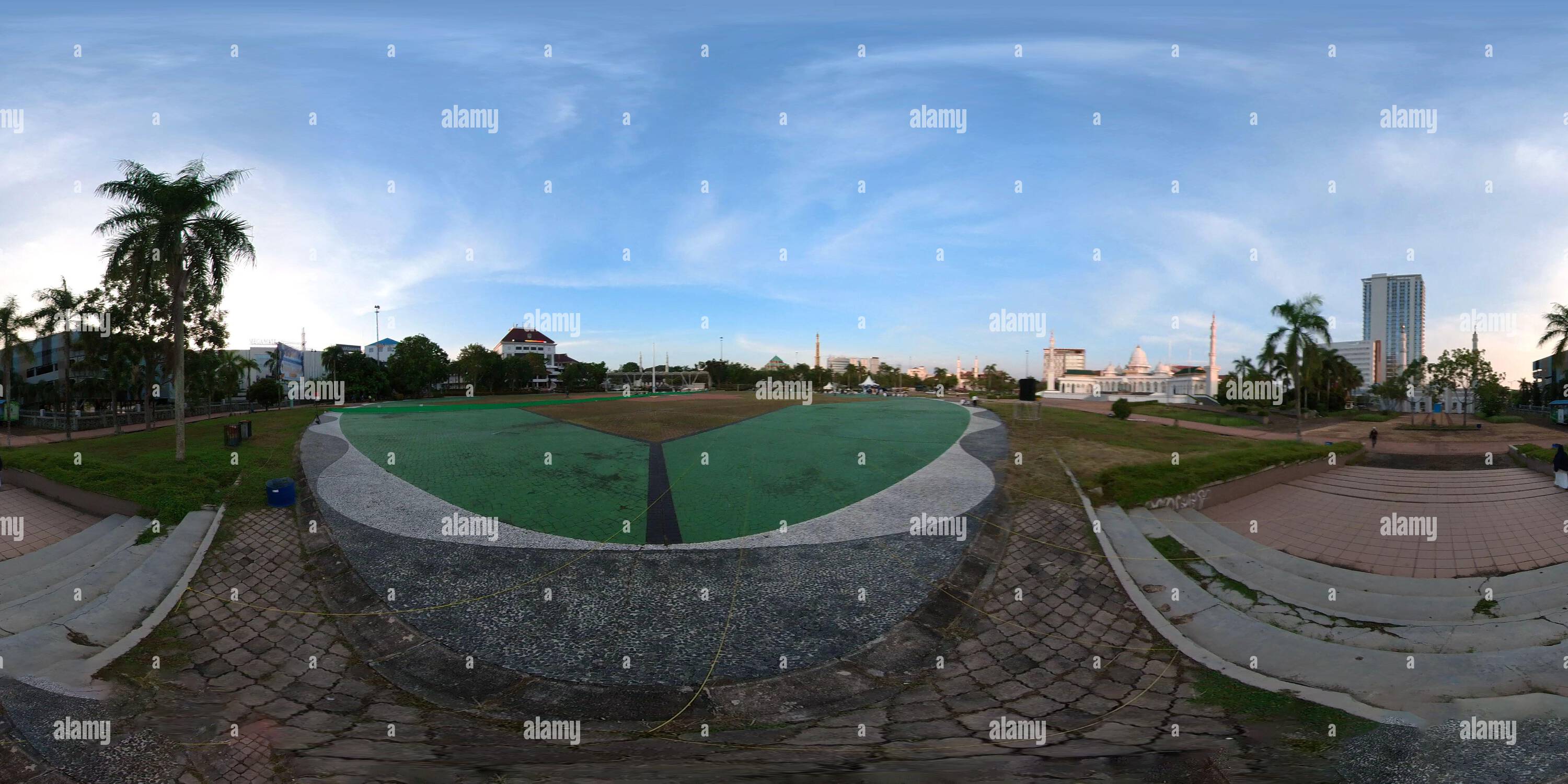 Vue panoramique à 360° de Vue à 360 degrés du centre de Batam 'Alun-Alun Engku Putri'