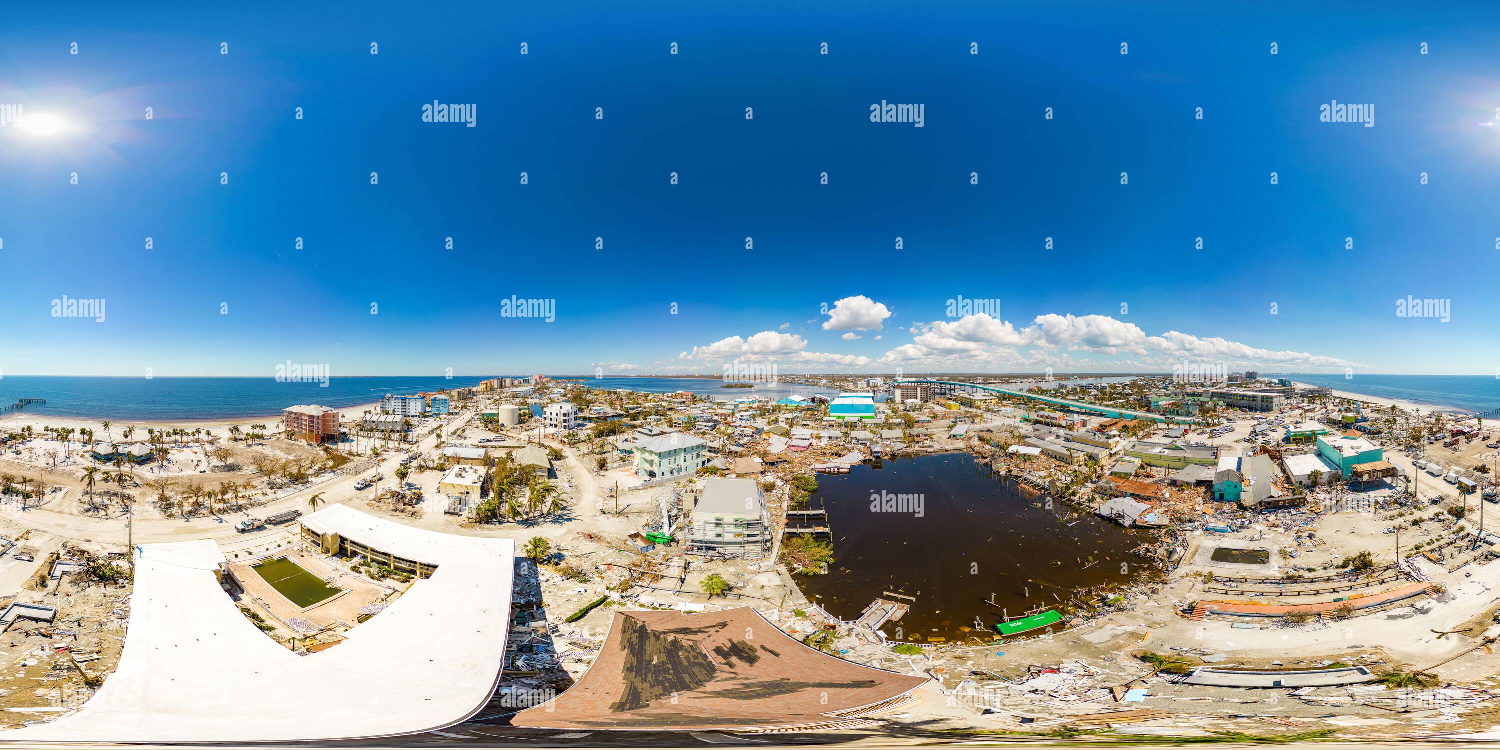 Vue panoramique à 360° de Photo sphérique aérienne de 360 fort Myers Beach les conséquences de la destruction de l'ouragan Ian 2022