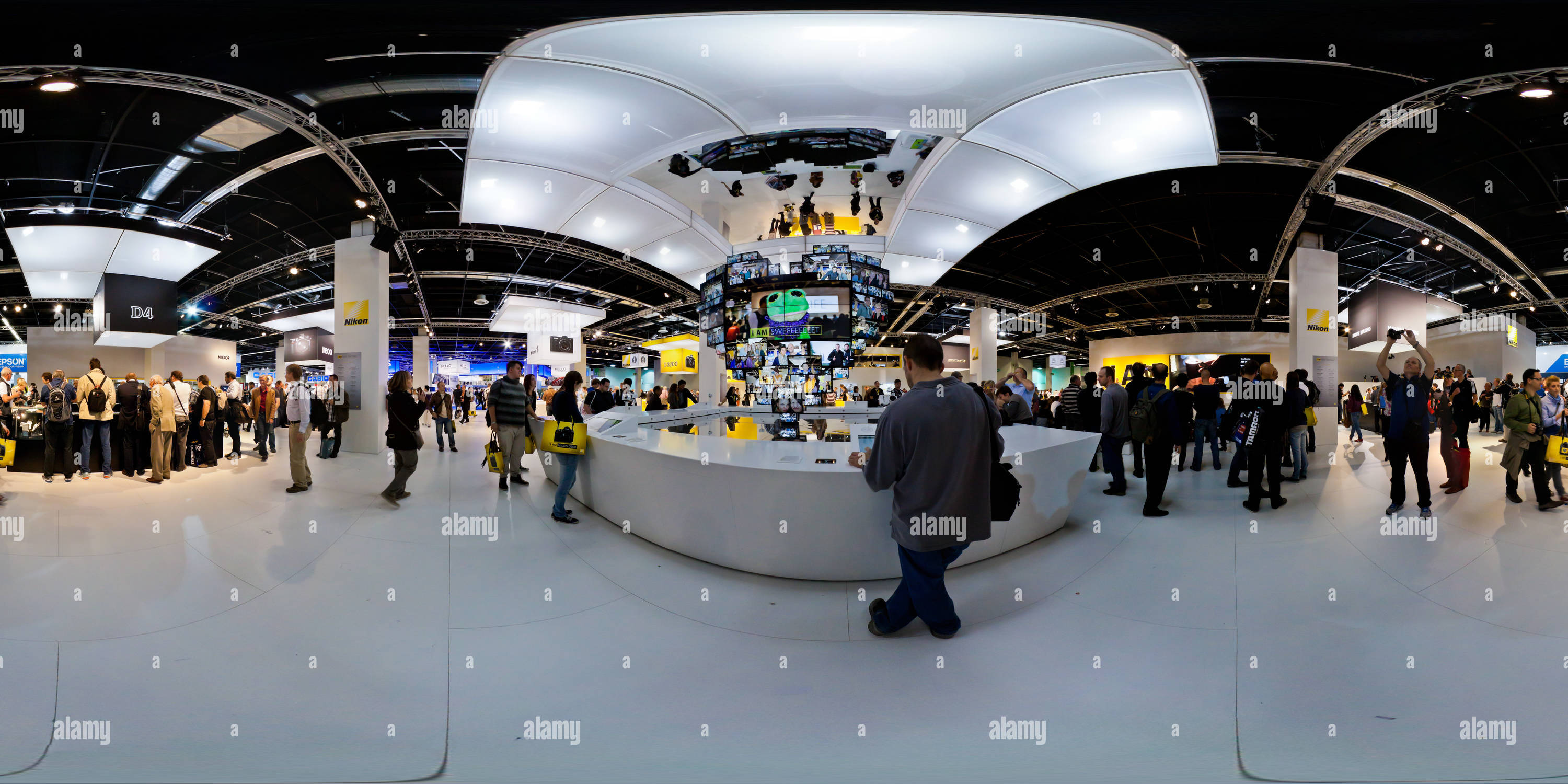 Vue panoramique à 360° de Photokina 2012 - stand Nikon