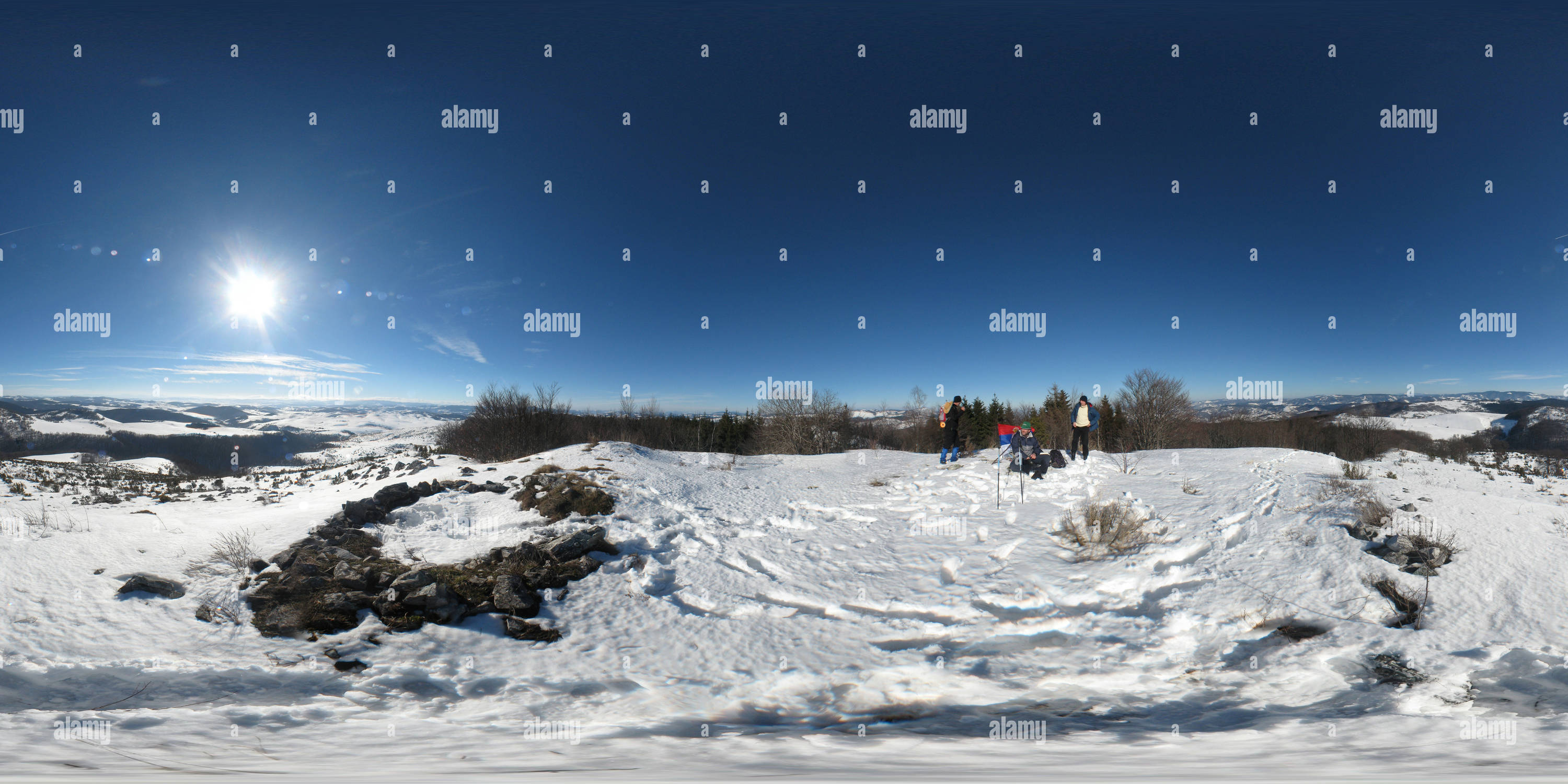 Vue panoramique à 360° de Ivanjica - Vasilijin Vrh en hiver