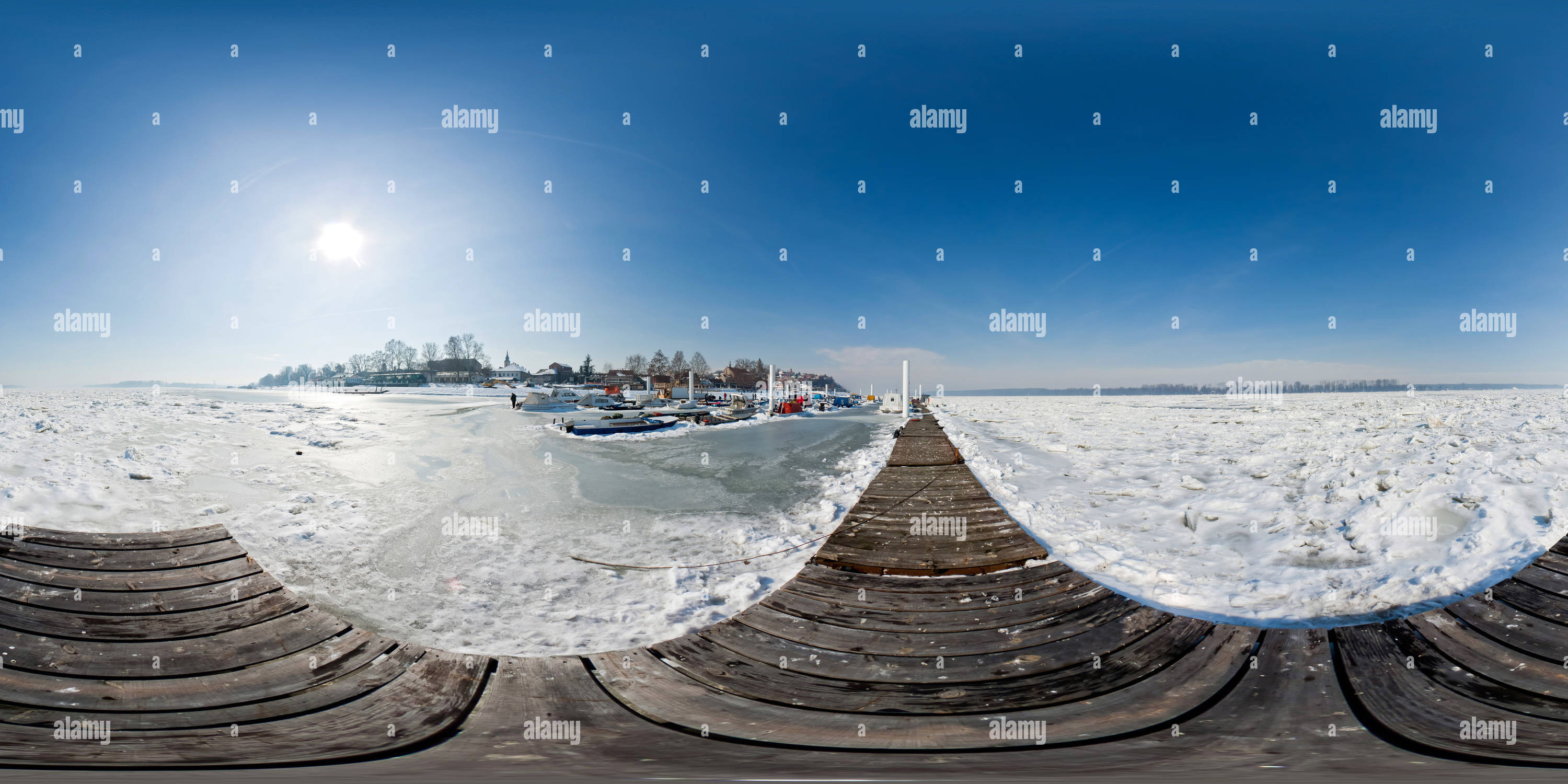 Vue panoramique à 360° de Marina Nautičari, 19 02 2012