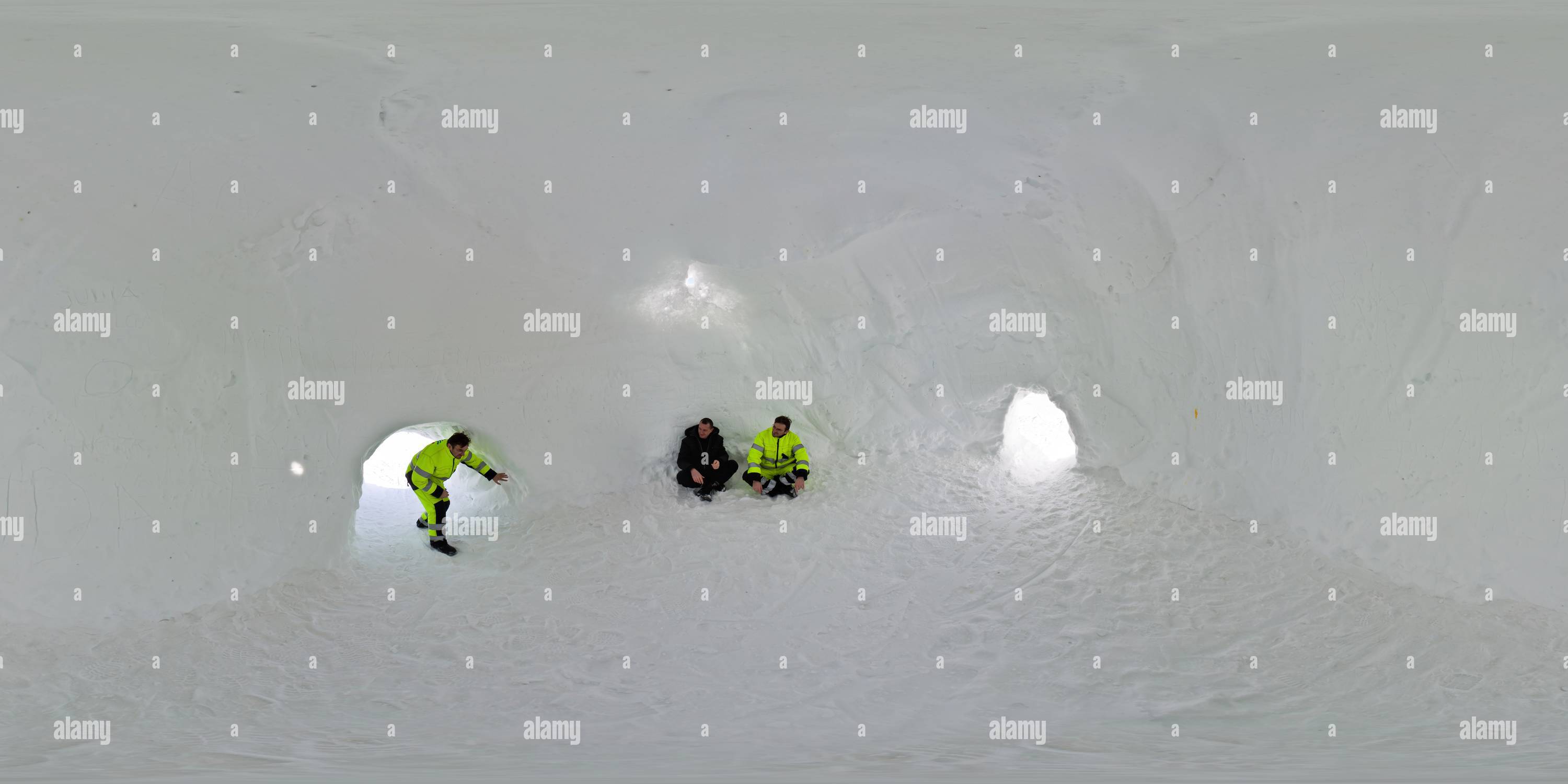 Vue panoramique à 360° de À l'intérieur d'Igloo, al