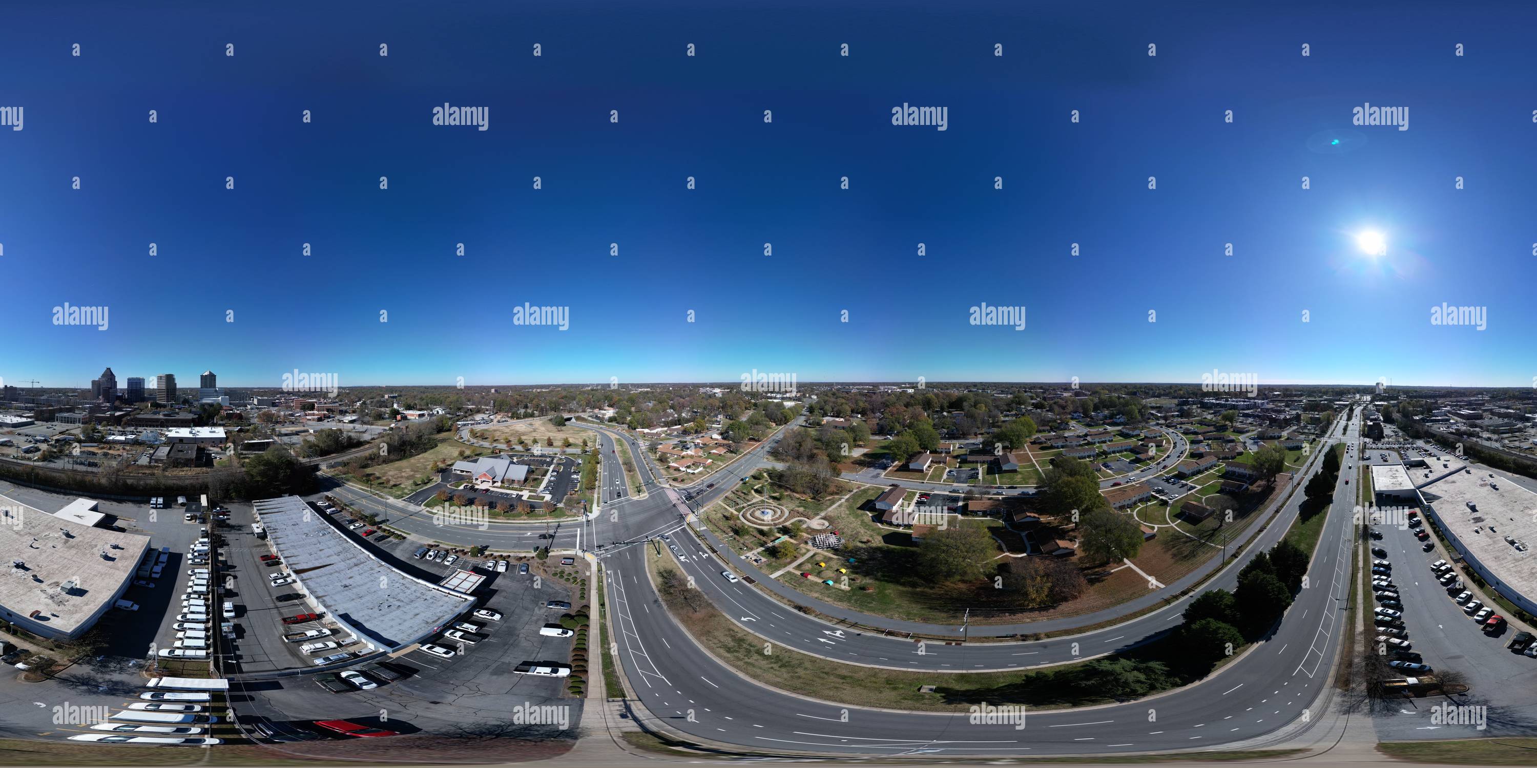 Vue panoramique à 360° de Au-dessus de Murrow Blvd à Greensboro, NC