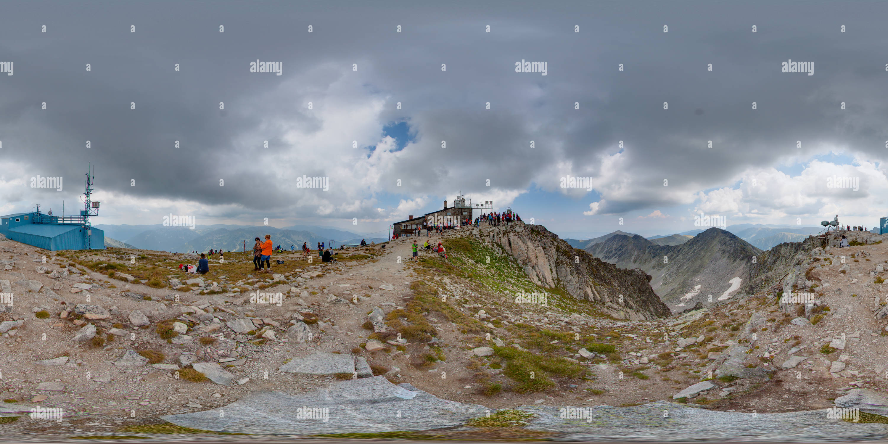 Vue panoramique à 360° de Parc national de Rila - Musala pic 2925 M.