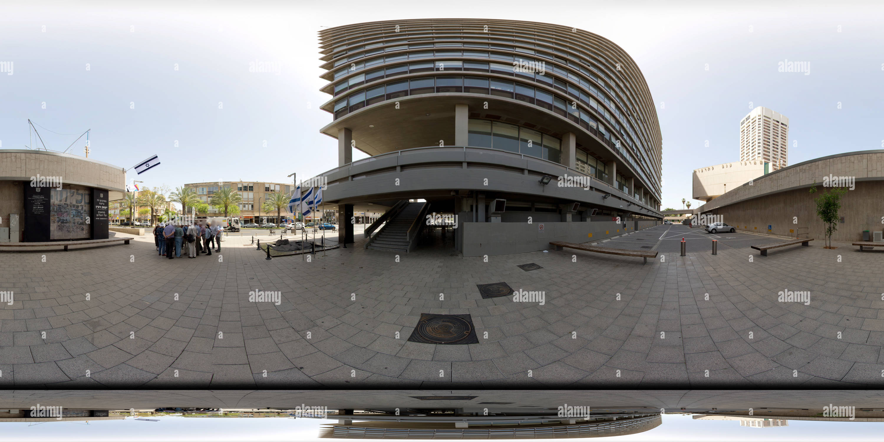 Vue panoramique à 360° de Lieu de l'Assassionation de Yitzhak Rabin, rue Ibn Gabirol, tel Aviv-Jaffa, 2016-04 à main levée