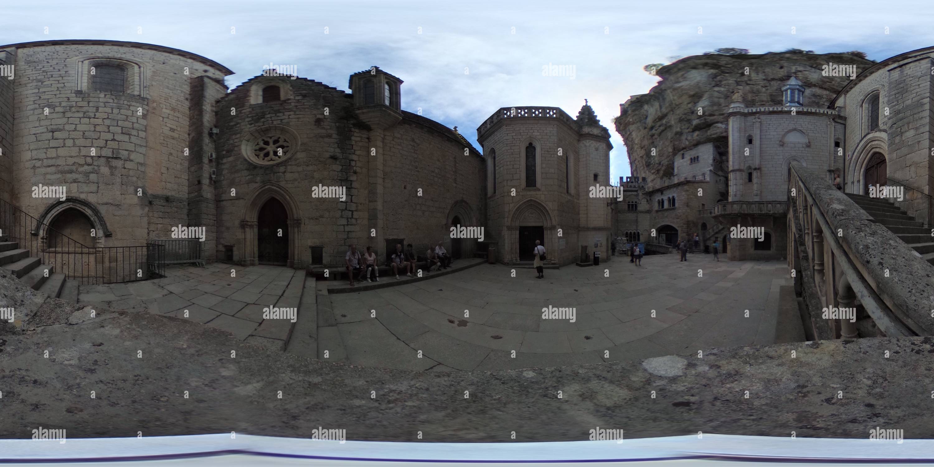 Vue panoramique à 360° de Rocamadour 7