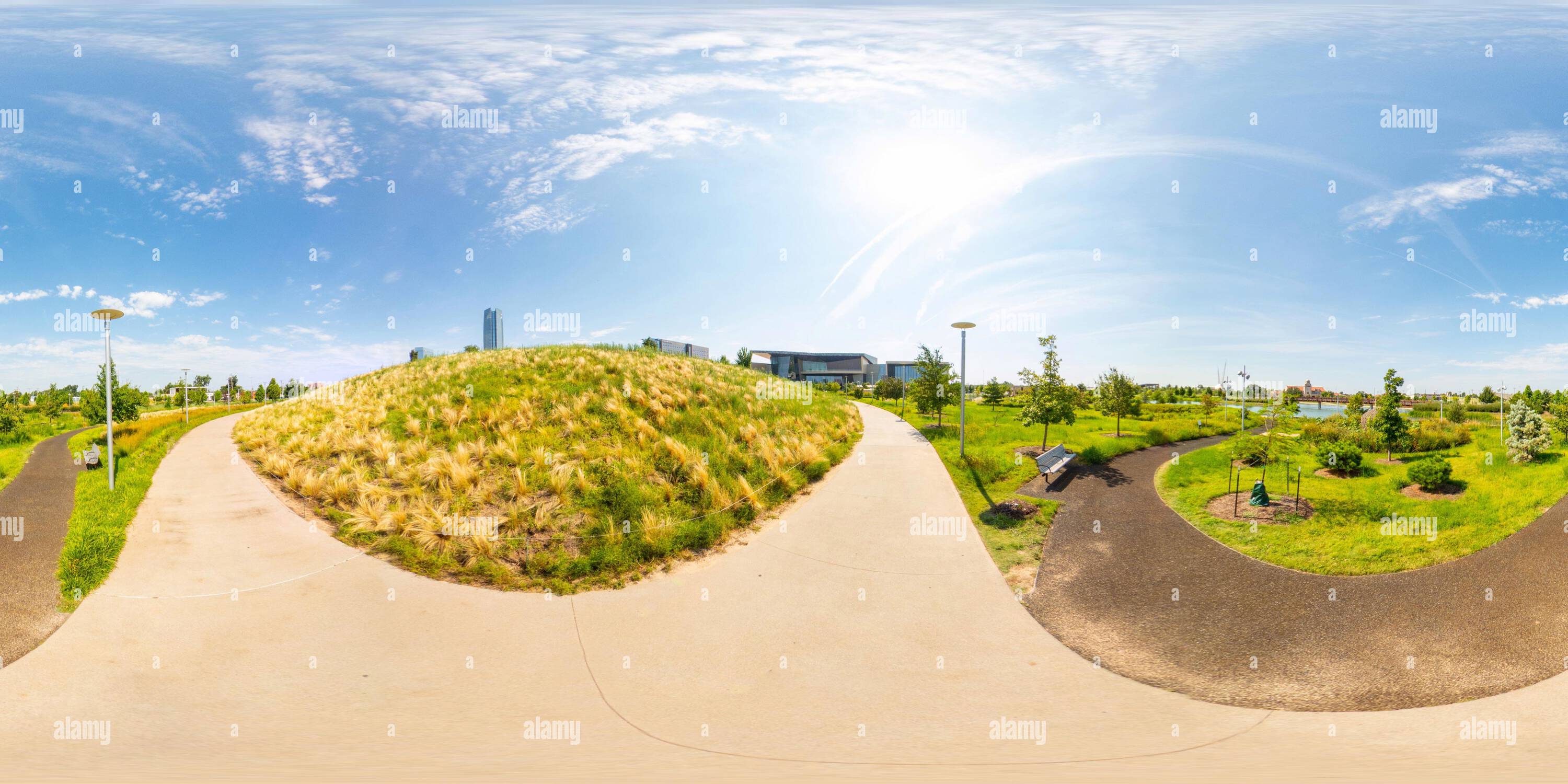 Vue panoramique à 360° de 360 photo équirectangulaire Scissortail Park Downtown Oklahoma City