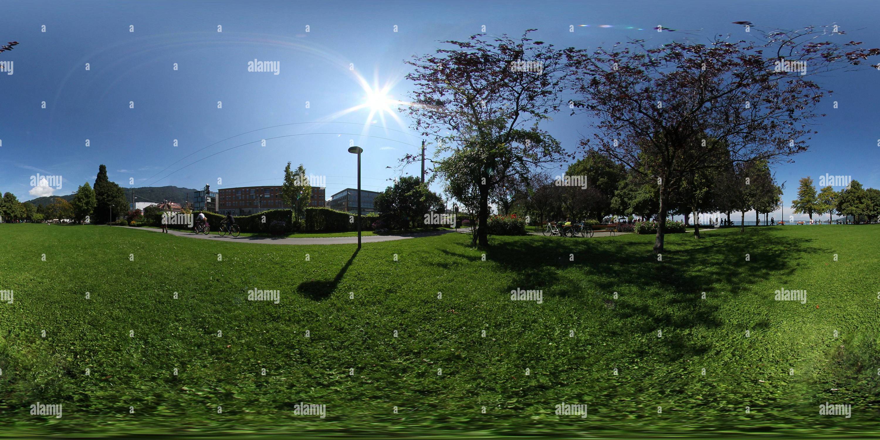 Vue panoramique à 360° de Jardin de Bregenz au bord du lac de Constance