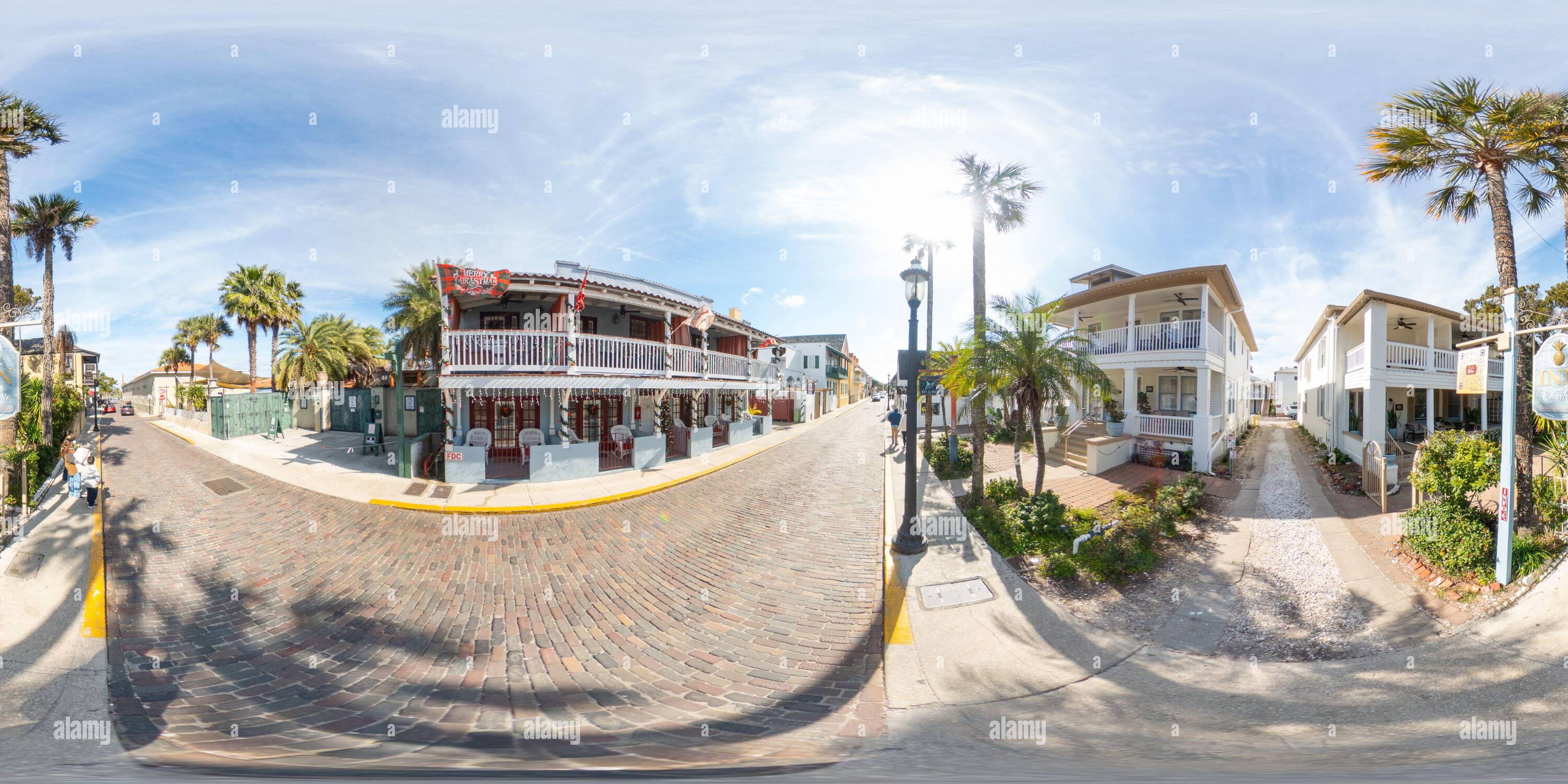 Vue panoramique à 360° de 360 panorama équirectangulaire scène St Augustine routes pavées